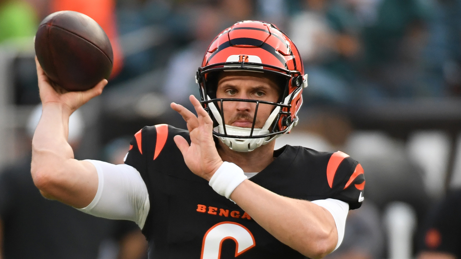 https://www.yardbarker.com/media/3/c/3c3fd7976b9d741f25f8f713d3b7afa19cd1240e/thumb_16x9/jake-browning-save-bengals-season-joe-burrows.jpg?v=1