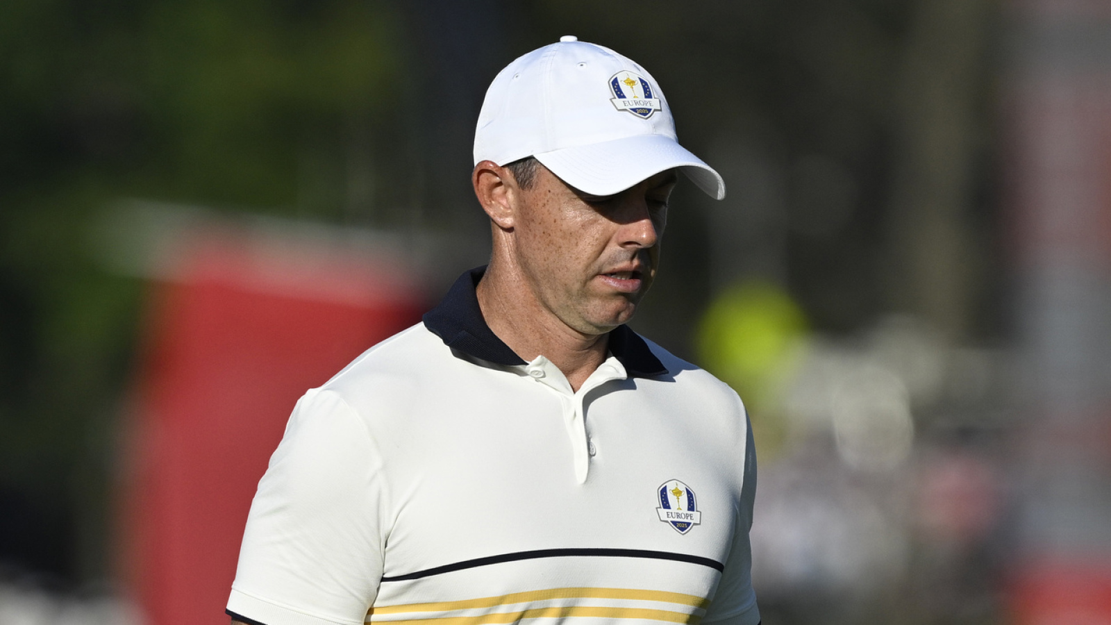 https://www.yardbarker.com/media/3/c/3cb2983292ea0d921e45c6dbcc233ba96e14cc3f/thumb_16x9/rory-mcilroy-urges-ryder-cup-teammates-pay-hefty.jpg?v=1