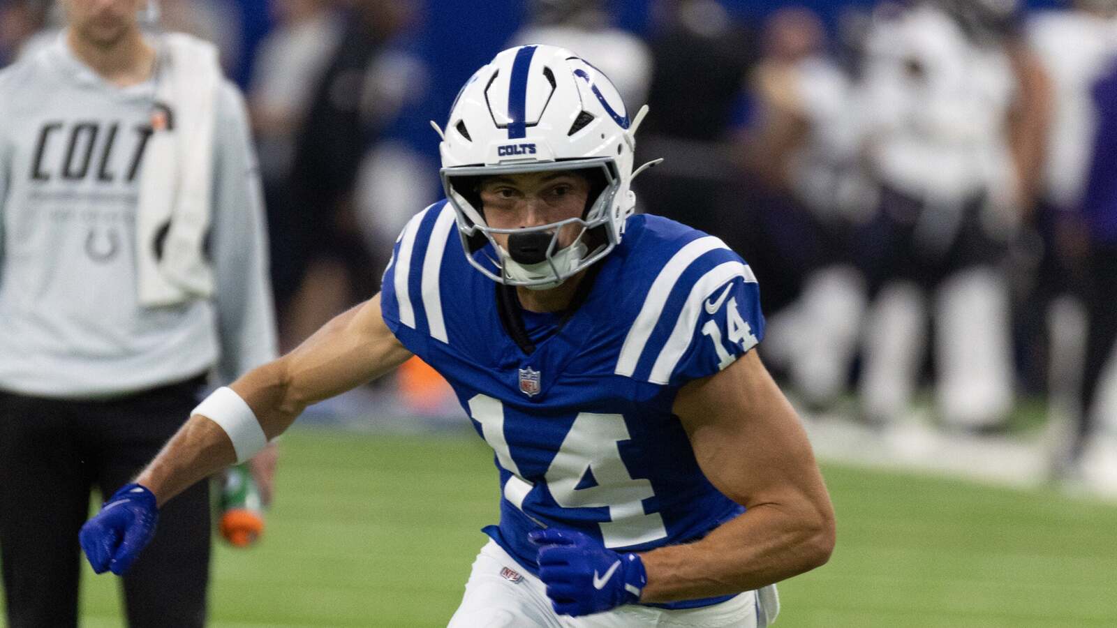 Grading the signing: Colts bring in proven veteran to bolster the pass-catching unit following injury to star WR Alec Pierce