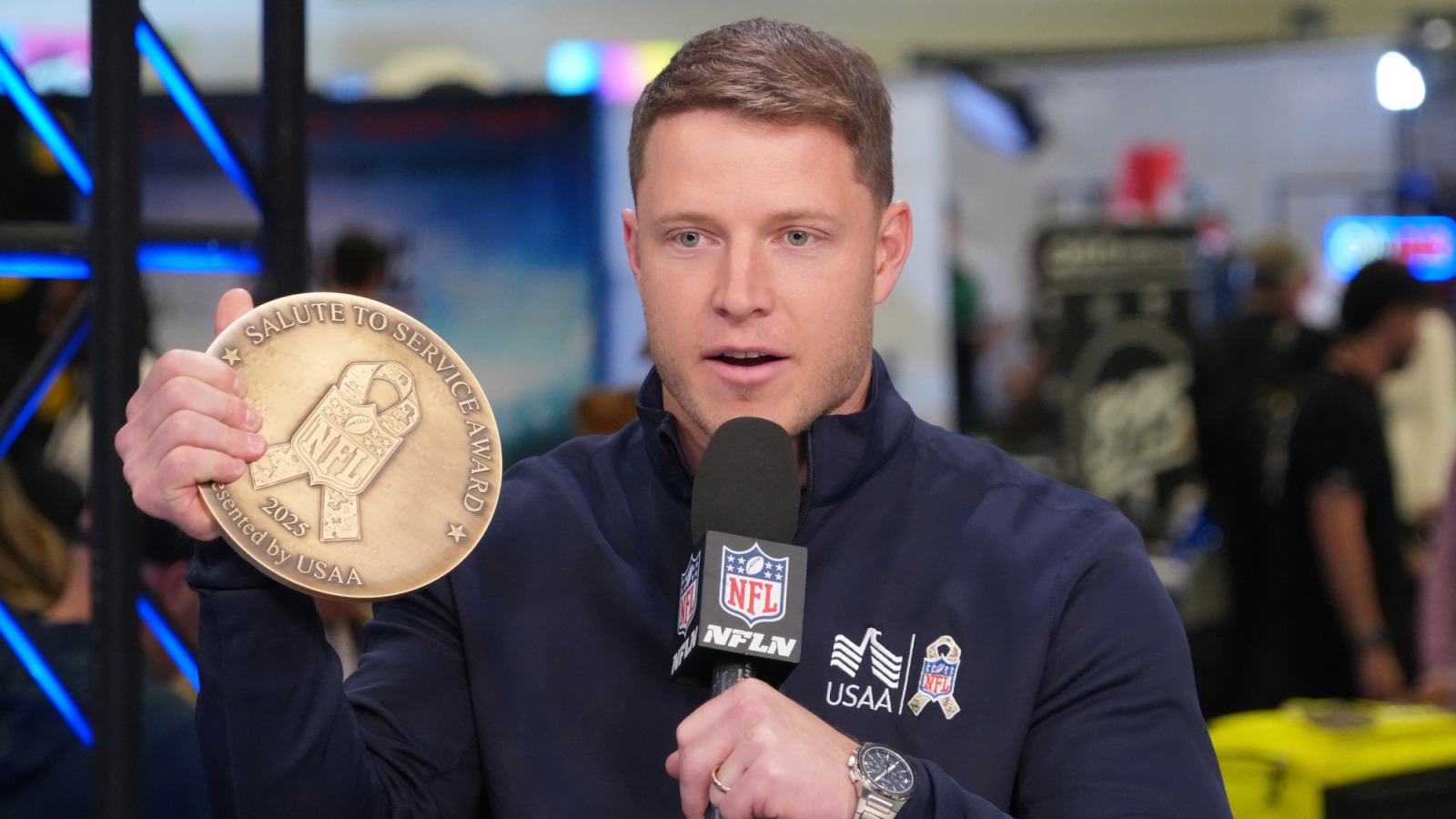 https://www.yardbarker.com/media/3/c/3cdec7b801a79fb88eaf20409571214e087b67b6/thumb_16x9/nfc-exec-gives-49ers-mccaffrey-bulletin-board.jpg?v=1