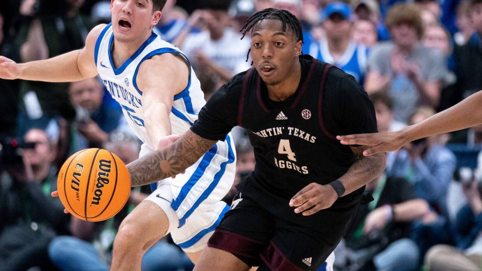 Texas A&M stuns No. 9 Kentucky, moves on to SEC quarterfinals