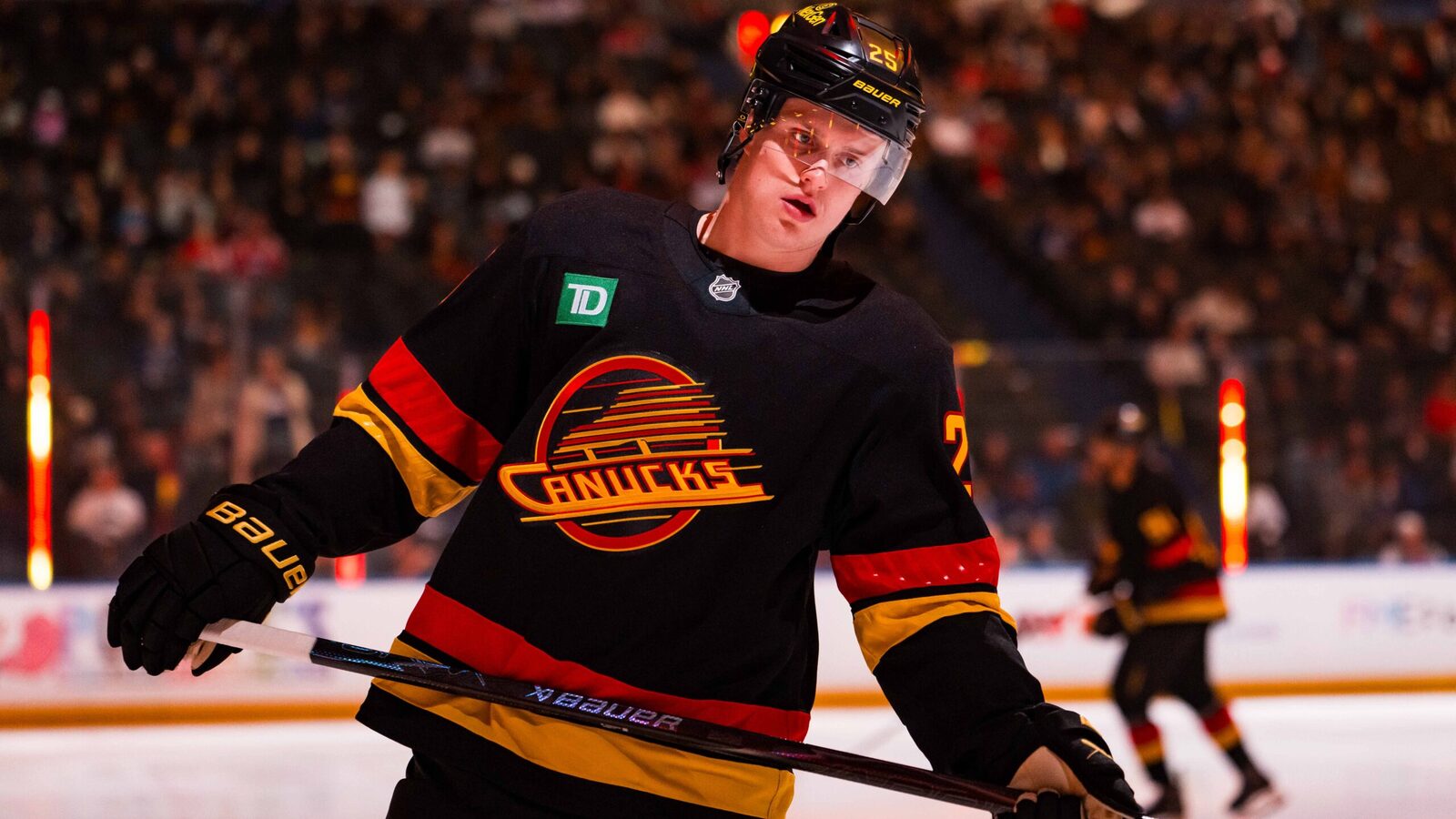 31 days, 31 questions: Can a reunion with Manny Malhotra bring out the best in Canucks defenceman Elias Pettersson?