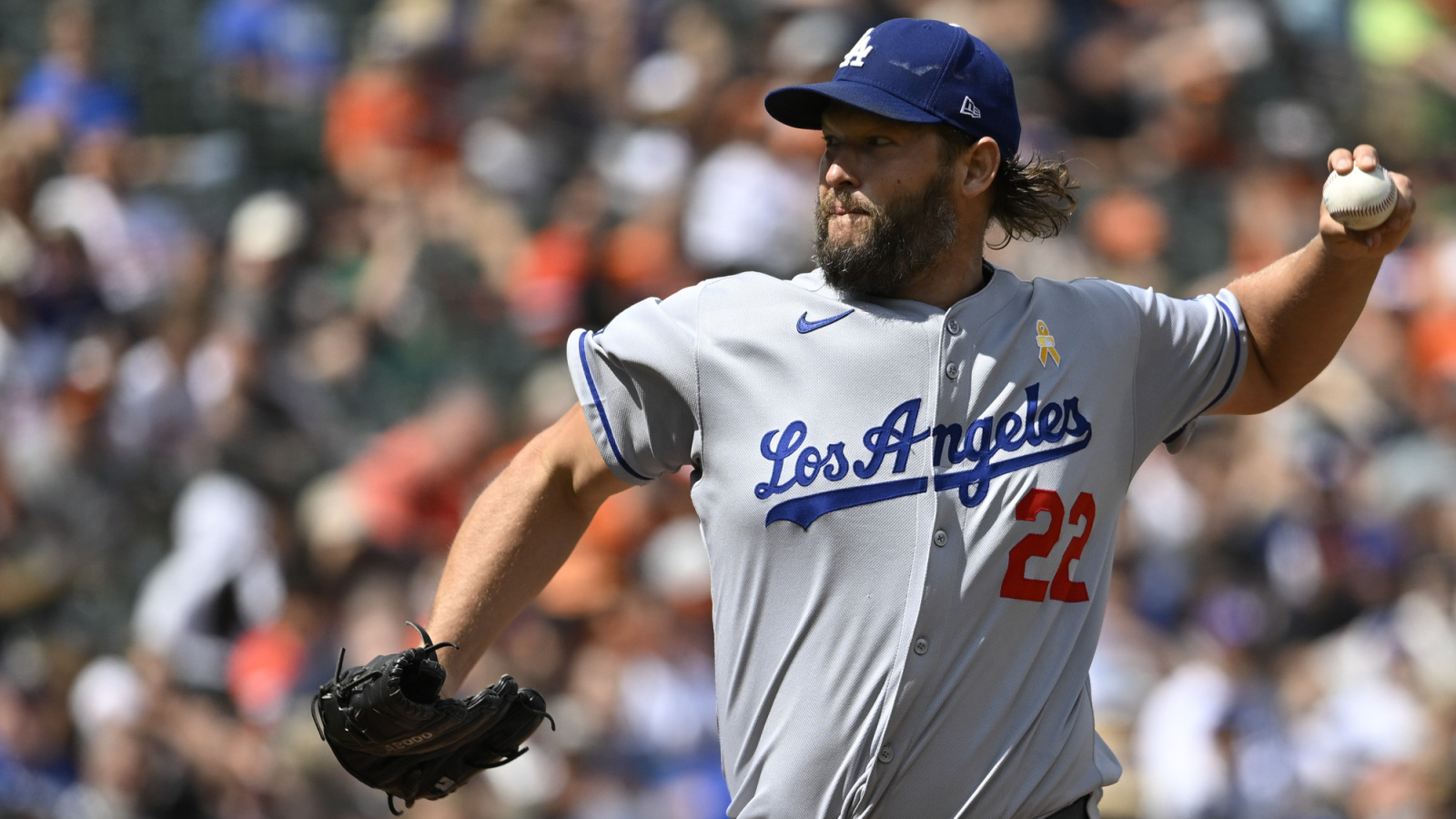 https://www.yardbarker.com/media/3/d/3daff37f8e1da370690a652906fc0e09a3d2c85a/thumb_16x9/kershaw-still-chasing-one-active-pitcher-stat.jpg?v=1
