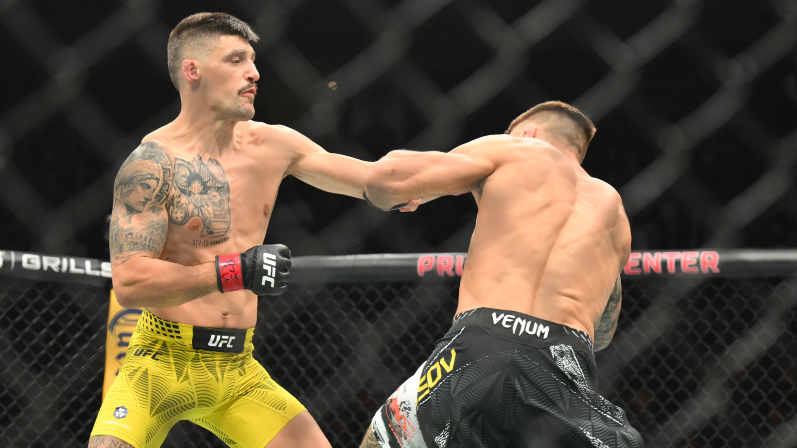 Islam Makhachev’s welterweight teammate offers to step in on short notice to save UFC 330 fight