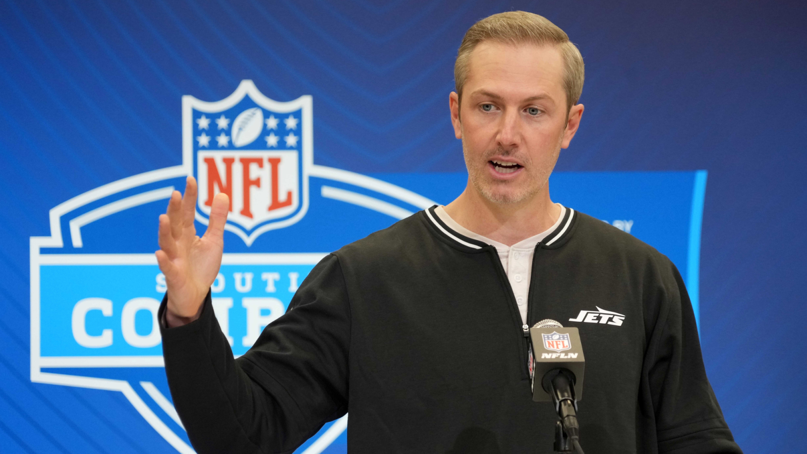 Jets have insiders, sportsbooks guessing regarding David Bailey, Arvell Reese NFL Draft decision