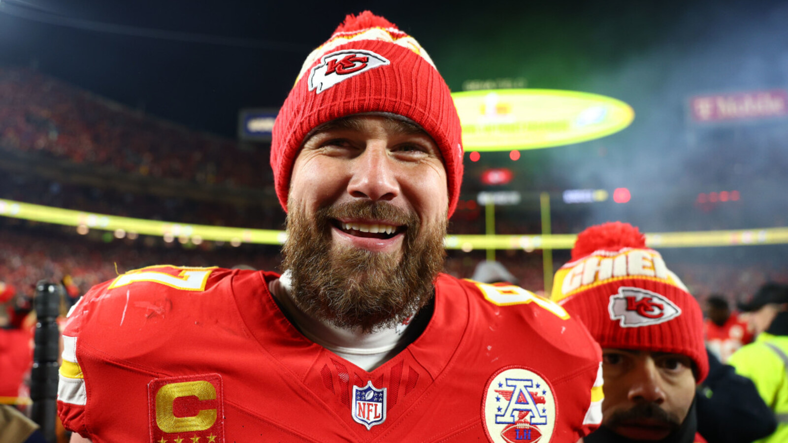 Travis Kelce's Interaction With Arch Manning's Dad Before Super Bowl ...