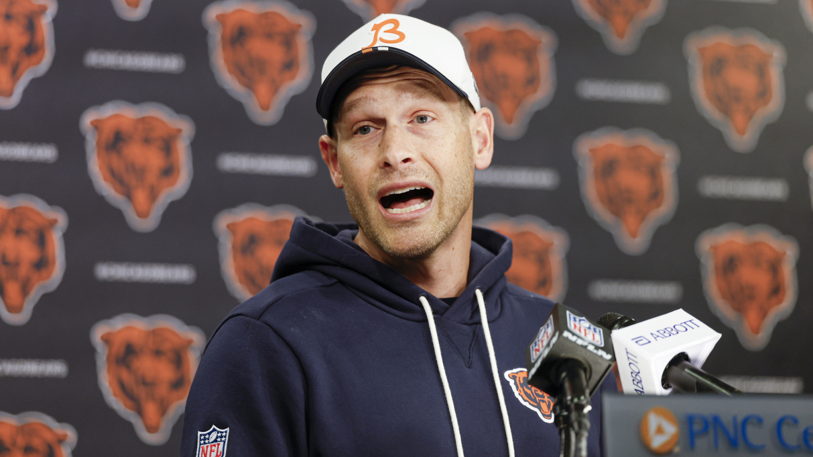 Johnson addresses possible QB conundrum after Bears' win over Eagles ...