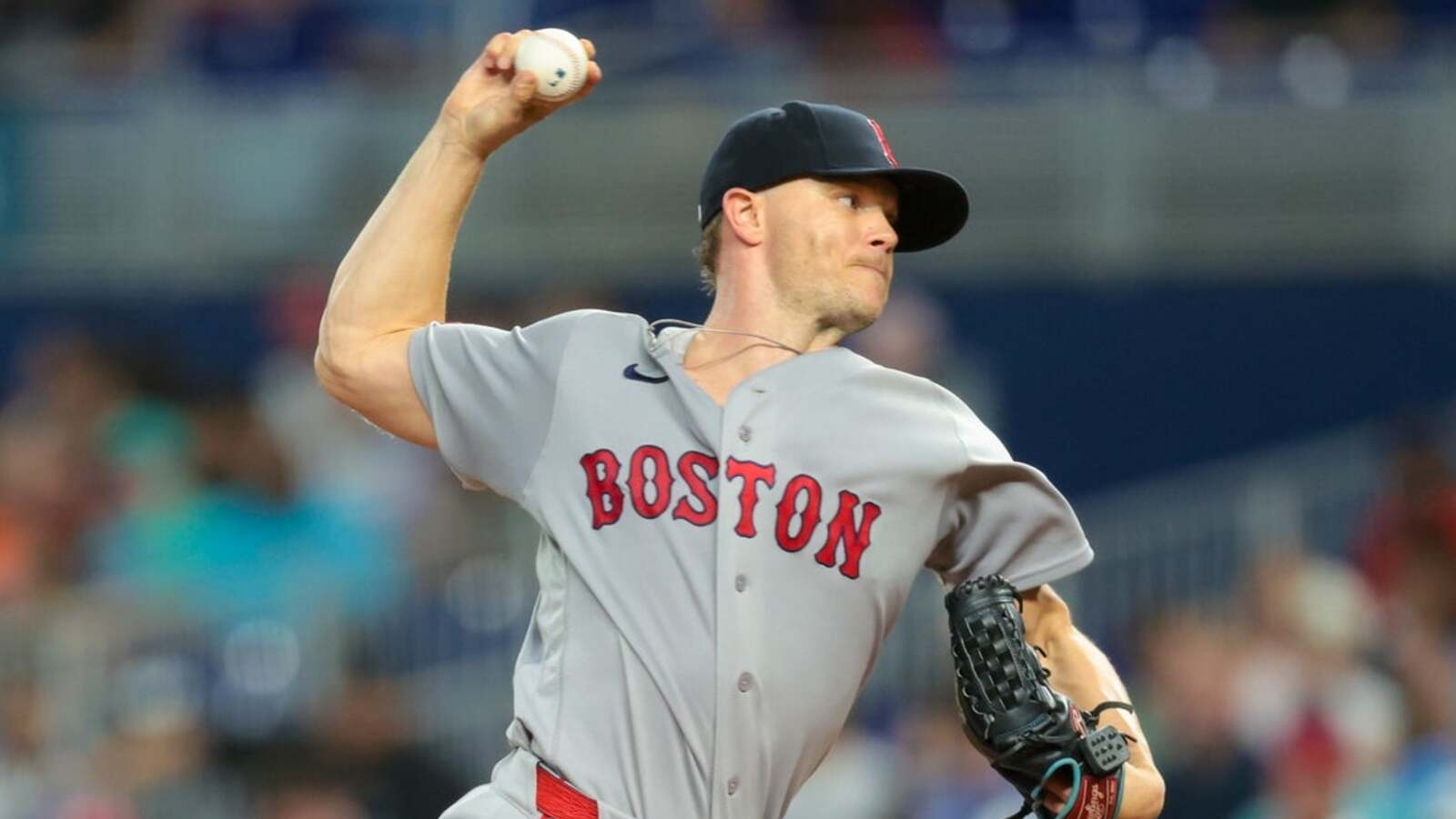 RHP Sonny Gray declines option, joins list of 11 new free agents