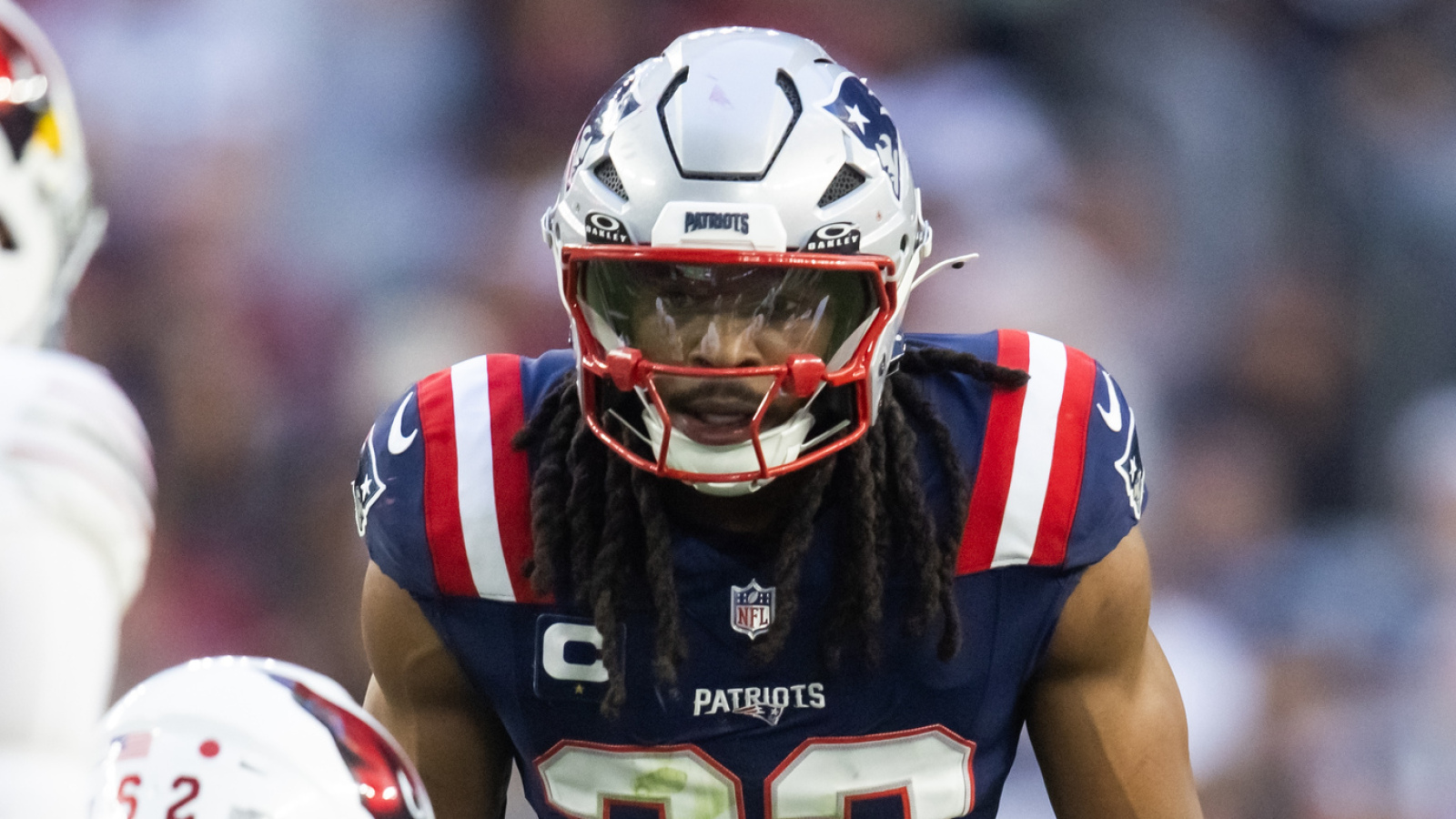 https://www.yardbarker.com/media/3/e/3e7b5c3ab7cfb1f174e97e00349cbd64e0d6659a/thumb_16x9/patriots-actively-shopping-starting-safety.jpg?v=1
