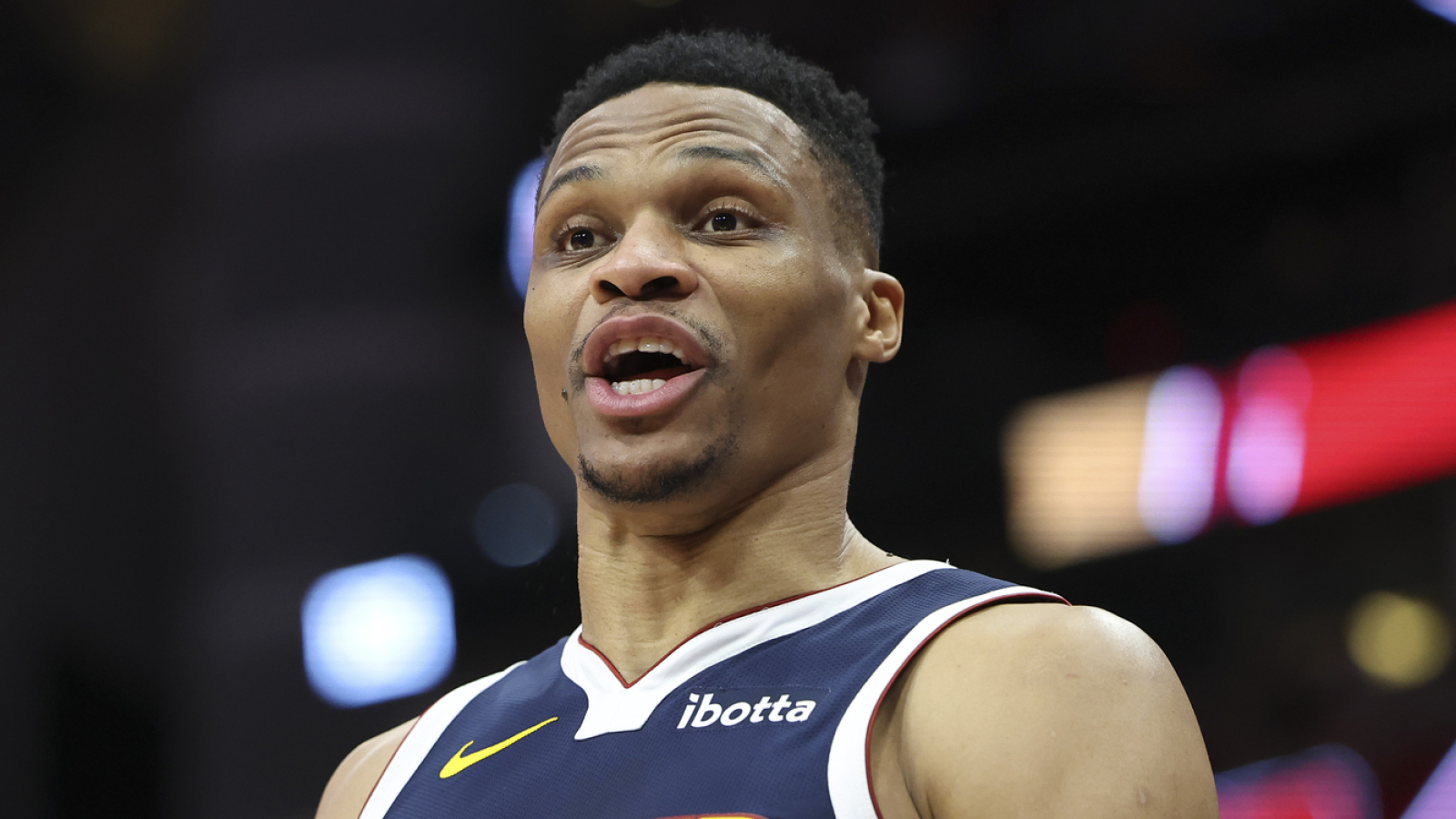 https://www.yardbarker.com/media/3/e/3e97e49699a77cfa67dbfb82cbd76099e15fdc19/thumb_16x9/russell-westbrook-already-his-biggest-free-agency.jpg?v=1