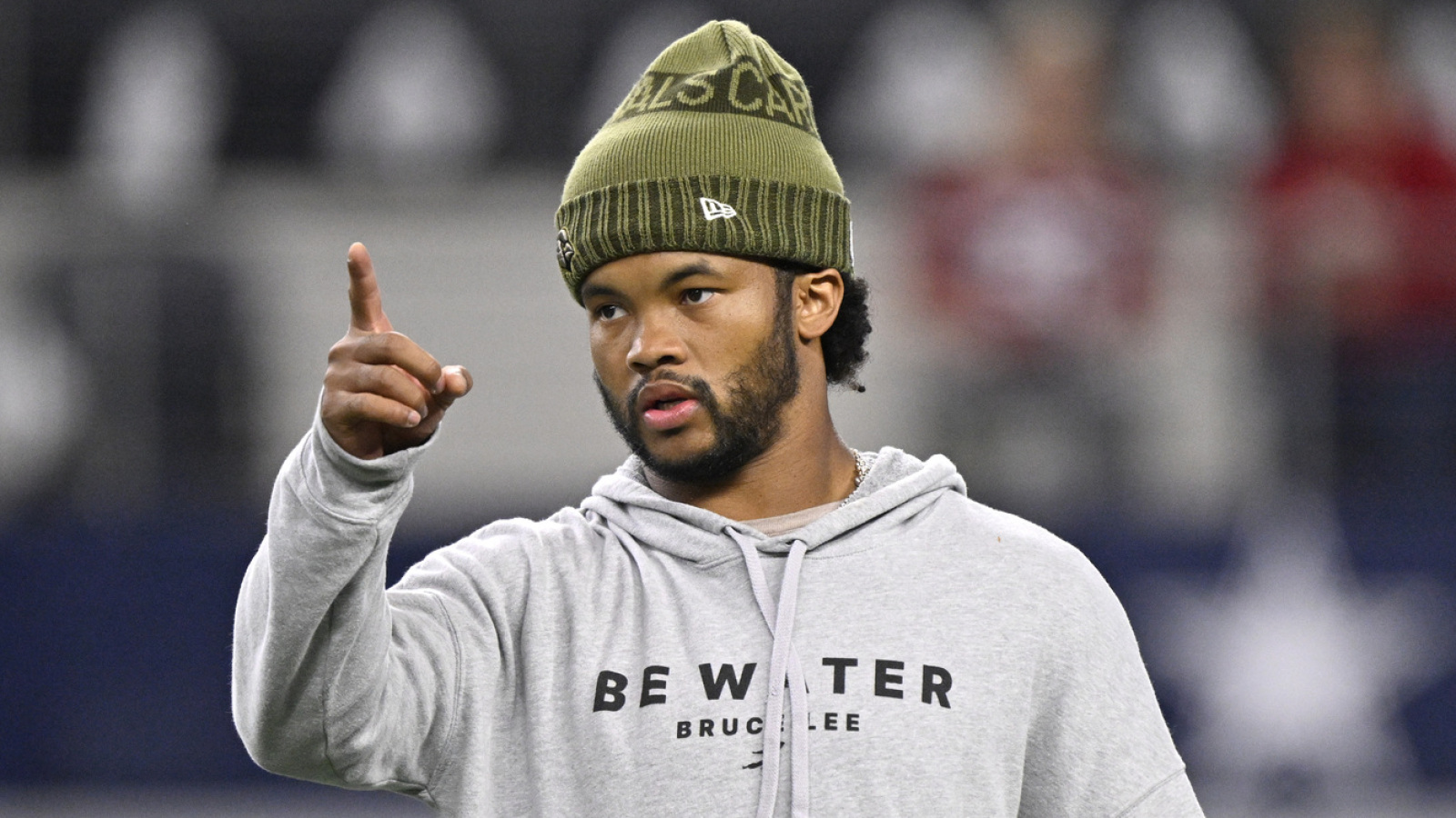 https://www.yardbarker.com/media/3/e/3e9a86cf085230a97add8f4cd436966f45fa27a0/thumb_16x9/vikings-reporter-names-overwhelming-favorite-win.jpg?v=1