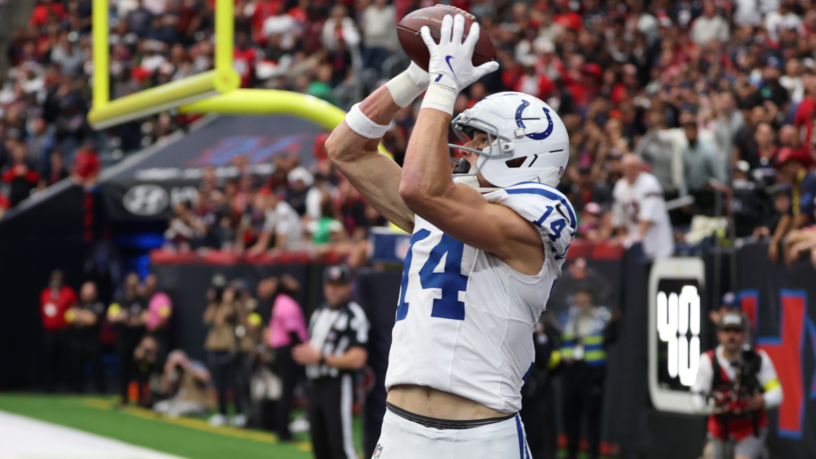 Positive Movement Between Colts & WR Alec Pierce | Yardbarker