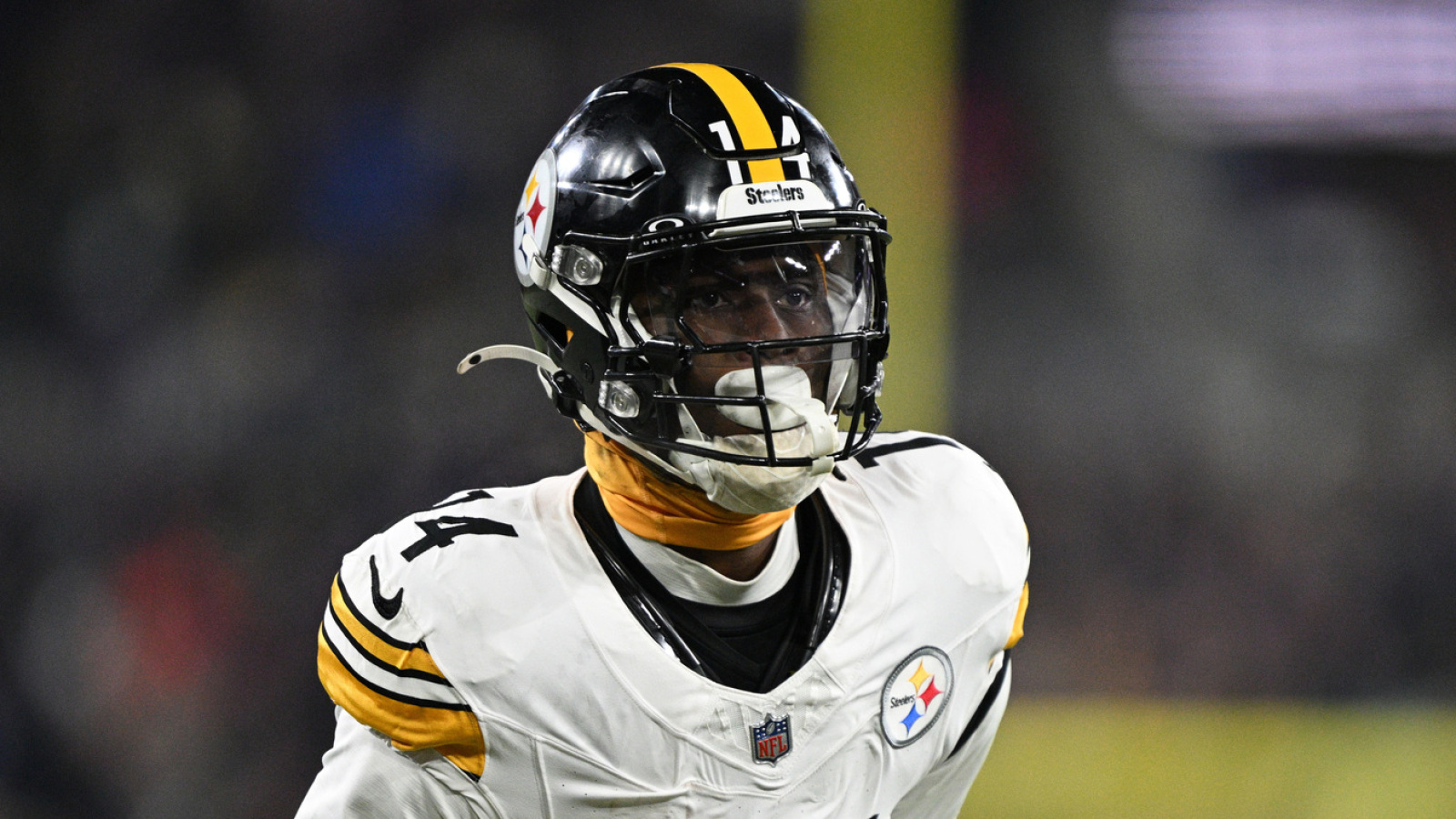 https://www.yardbarker.com/media/3/f/3f1723b8650997d78946cb296521ad009b96eae3/thumb_16x9/reporter-expands-on-steelers-traded-george-pickens.jpg?v=1
