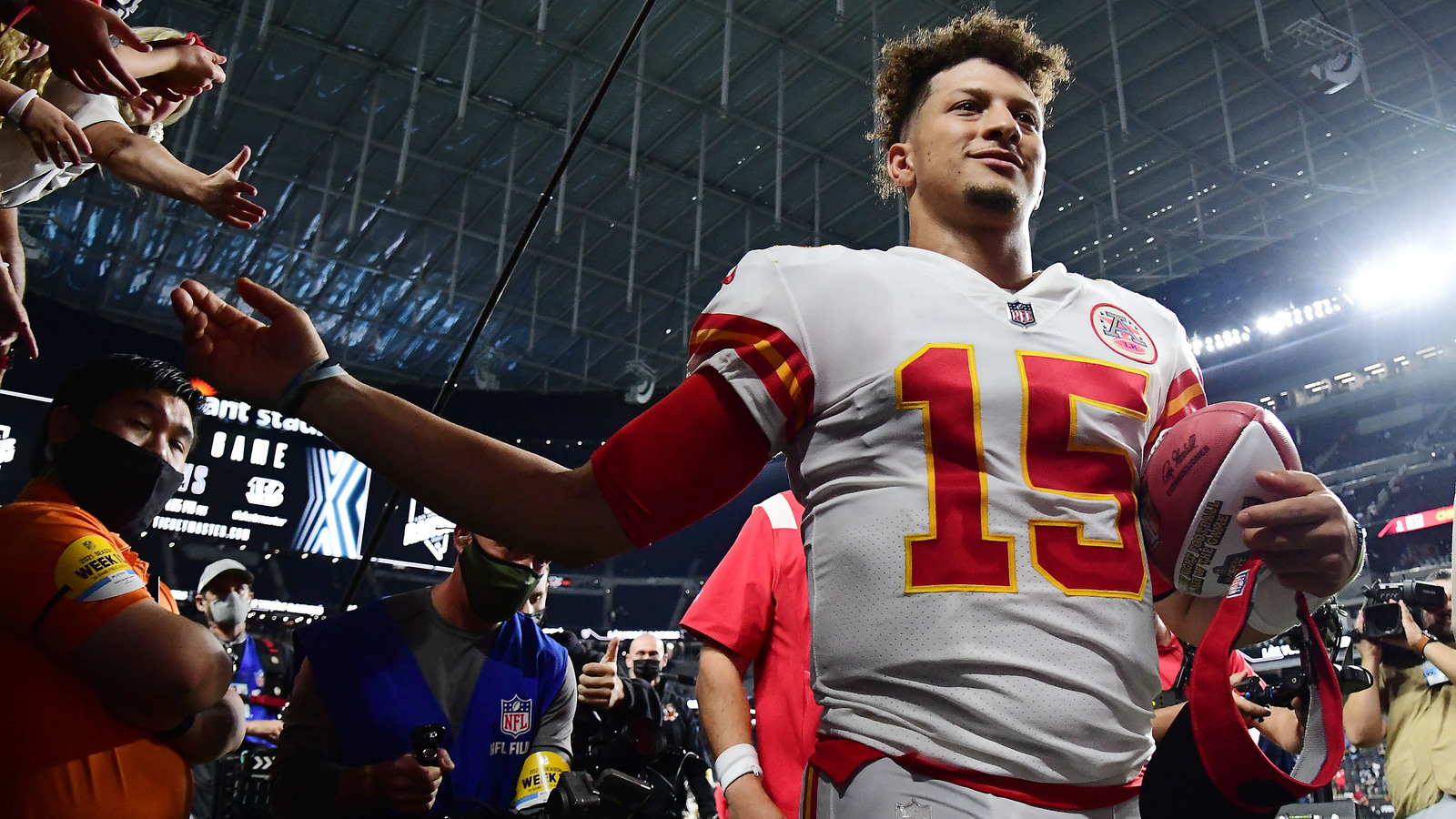 An updated ranking of all 32 starting NFL QBs Yardbarker