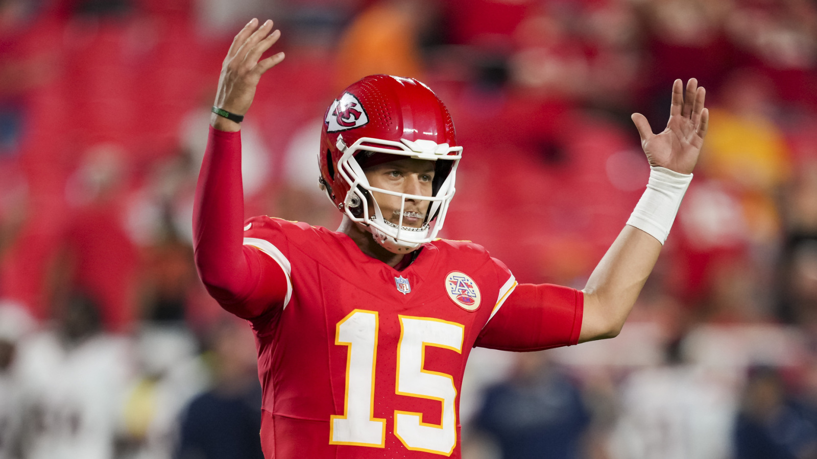 https://www.yardbarker.com/media/3/f/3f533bbb72f84a69750c5846c9684a1edca75c88/thumb_16x9/300-yard-3-td-nfl-games-quiz.jpg?v=1