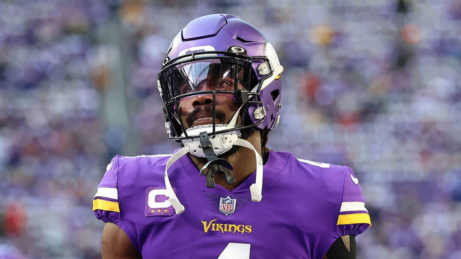 Vikings open to trading fourtime Pro Bowl RB, star edgerusher