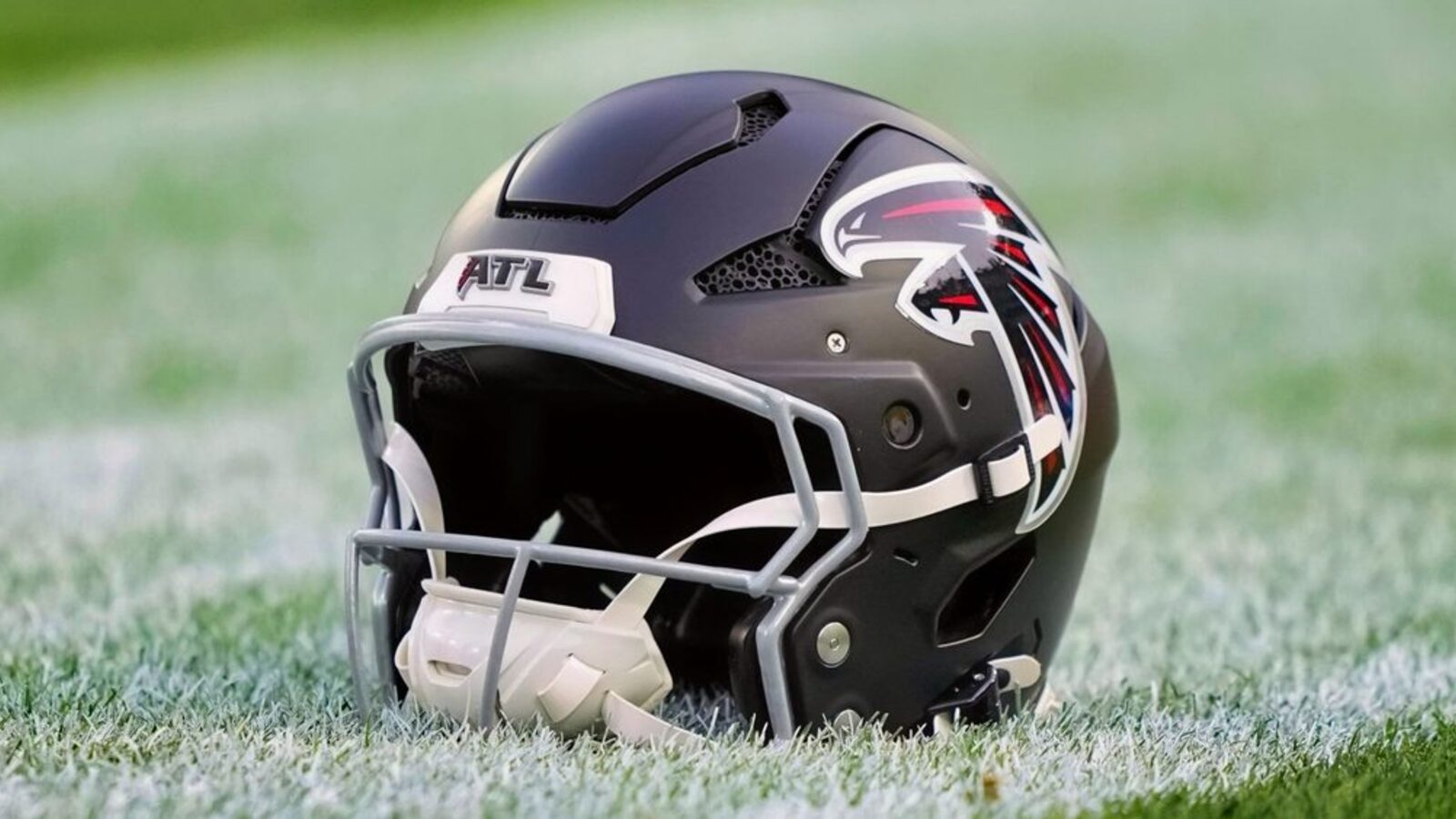Atlanta Falcons Rocked By Sudden Death Of One Of Their All-Time Legends