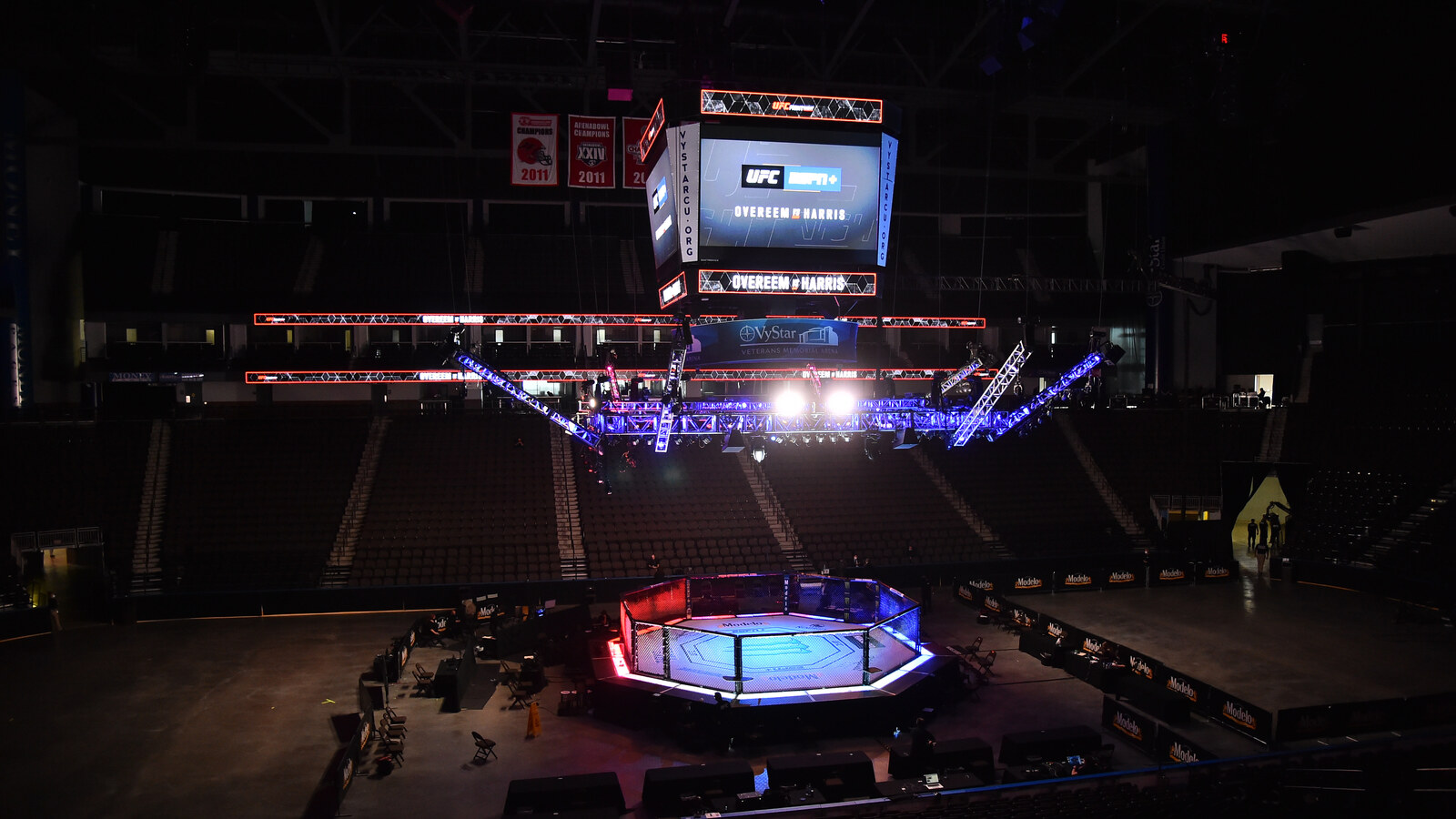 Usman Nurmagomedov Knocks Out Archie Colgan in First Round at PFL Event