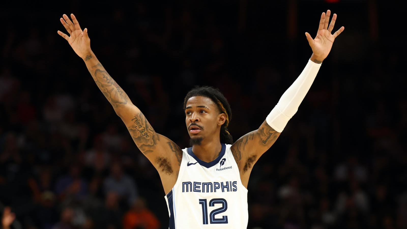 https://www.yardbarker.com/media/3/f/3faa0a712b517dd660d22bb2159759af548af75f/thumb_16x9/ja-morant-suspension-spell-end-his-grizzlies-run.jpg?v=1