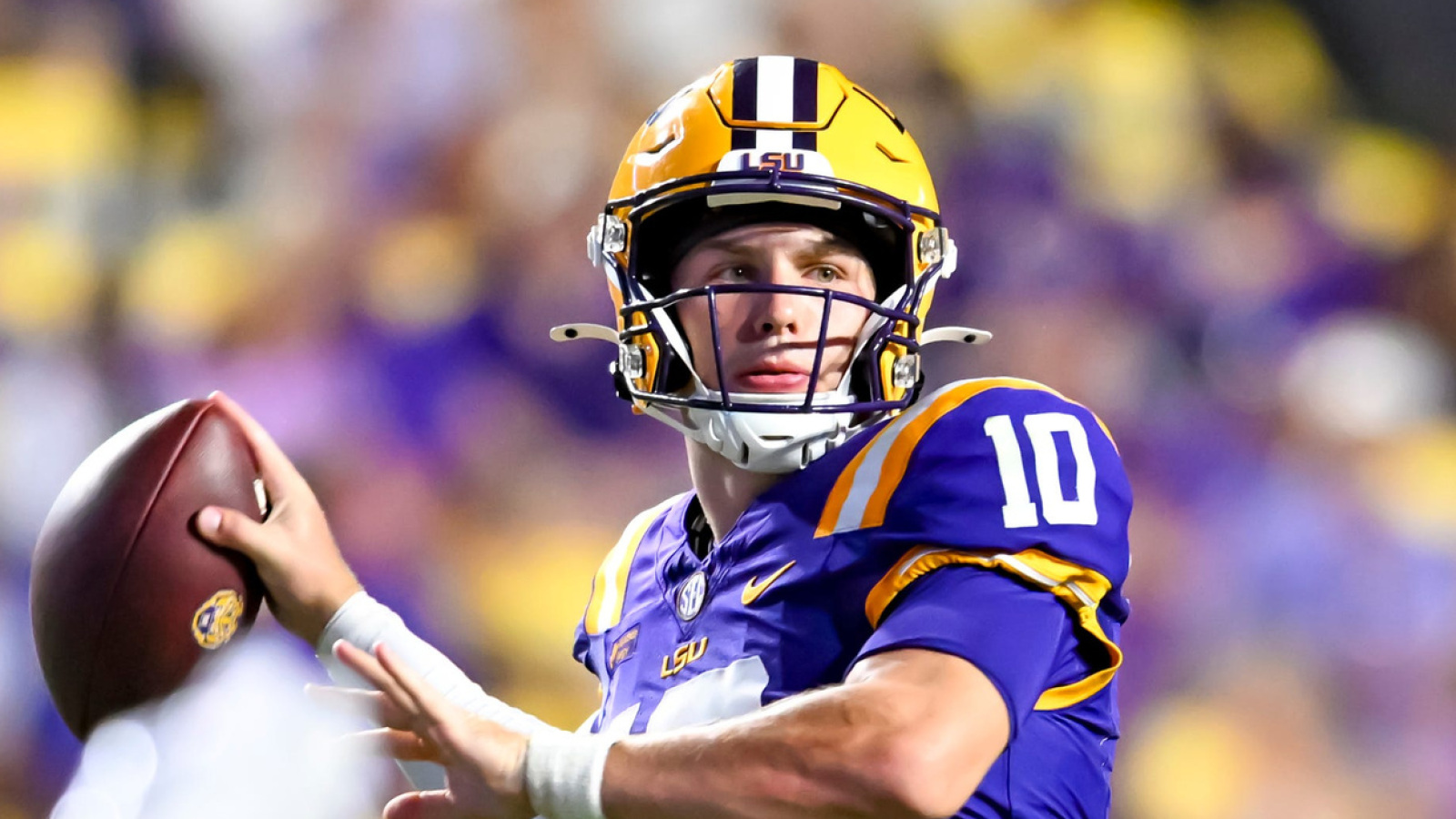 https://www.yardbarker.com/media/3/f/3fc6799533b73b4038c6c81ea5f3cf7fb19fd70d/thumb_16x9/ole-miss-taking-bait-on-doubtful-lsu-qb-sam.jpg?v=1