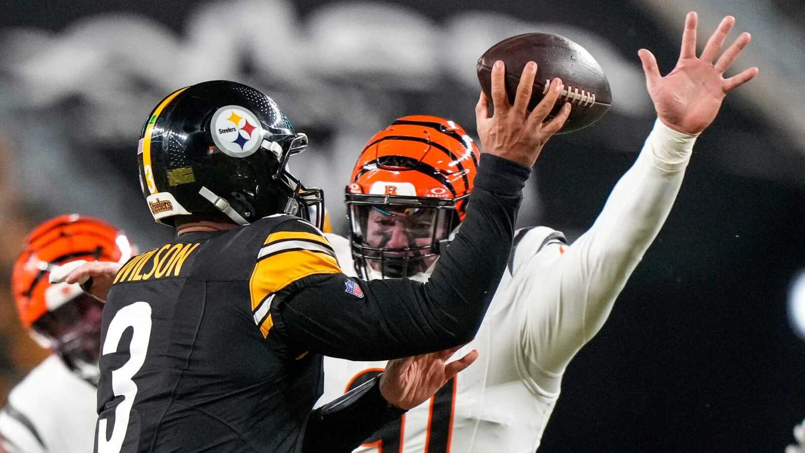 https://www.yardbarker.com/media/4/0/40056f49ed8fb23d6b1fd171c2a1e9c55dd3690c/thumb_16x9/three-burning-questions-2025-bengals.jpg?v=1