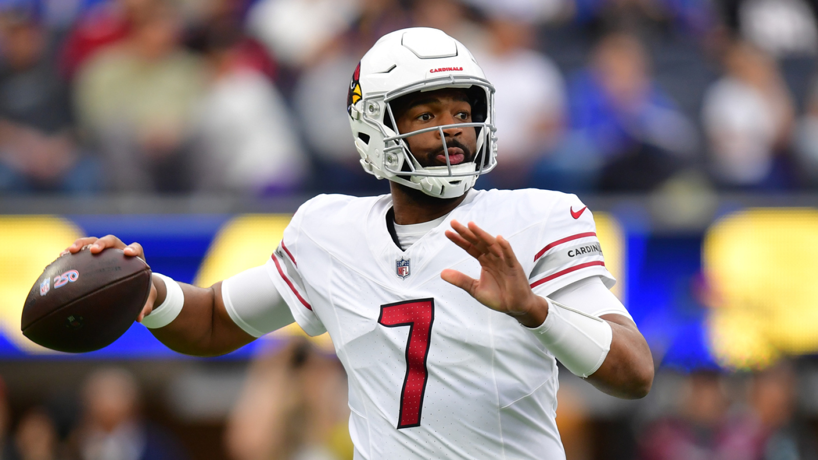 https://www.yardbarker.com/media/4/0/40154a80303207e2536482854b53c174bba14e28/thumb_16x9/cardinals-jacoby-brissett-reportedly-makes.jpg?v=1