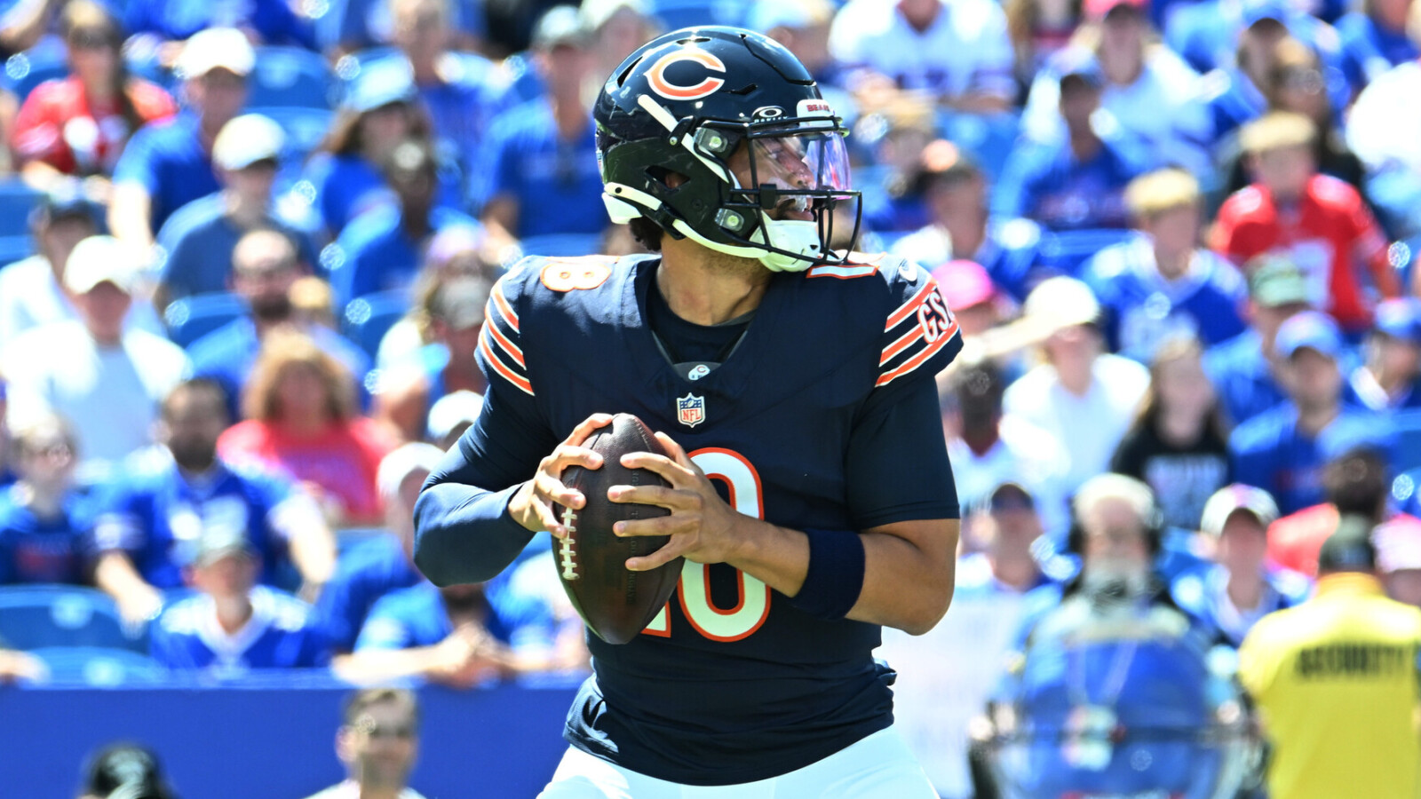 Bears TE Cole Kmet shares how Caleb Williams is ‘completely different’