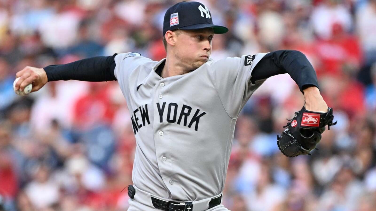 Yankees Aim to Extend Lead Against Struggling Mariners