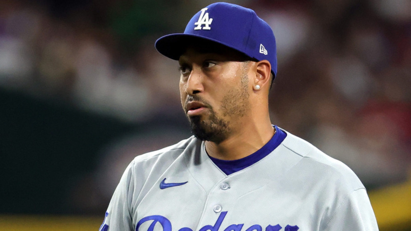 https://www.yardbarker.com/media/4/0/4081d94c70f10827718f7466afea9c0465468509/thumb_16x9/dodgers-manager-gives-edwin-diaz-injury-update.jpg?v=1