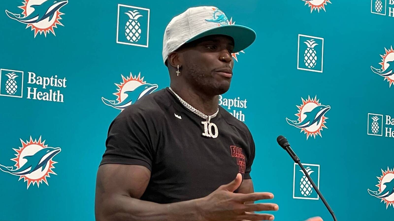 Tyreek Hill's agent Trade to Jets was 'almost a done deal' Yardbarker