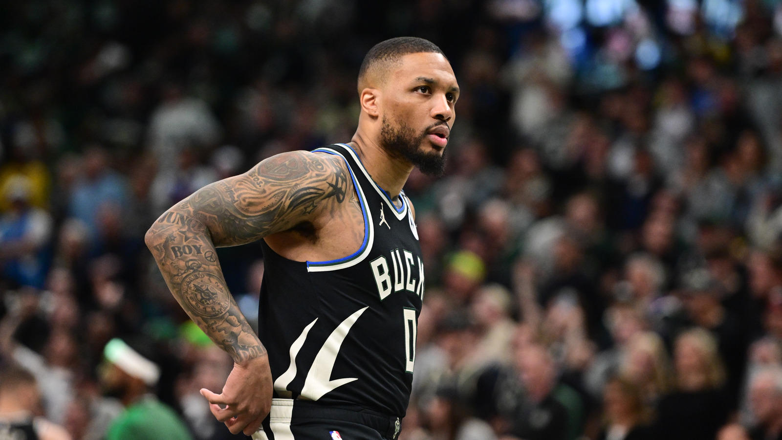 https://www.yardbarker.com/media/4/1/4163aa046b302e0dfac349d168b4e478979f9901/thumb_16x9/damian-lillard-reportedly-mutual-interest.jpg