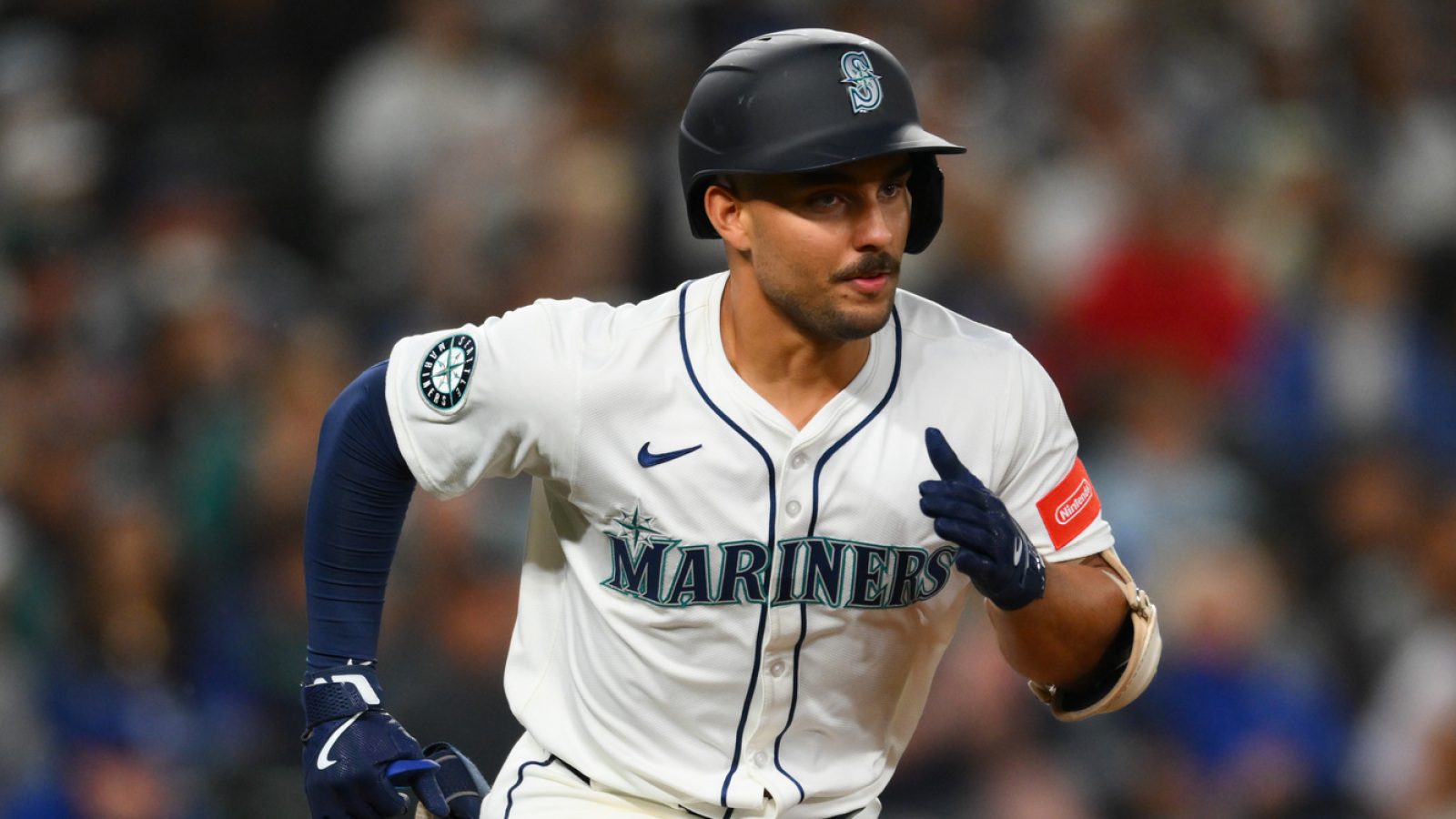 Mariners trade top catching prospect Harry Ford for surprising return