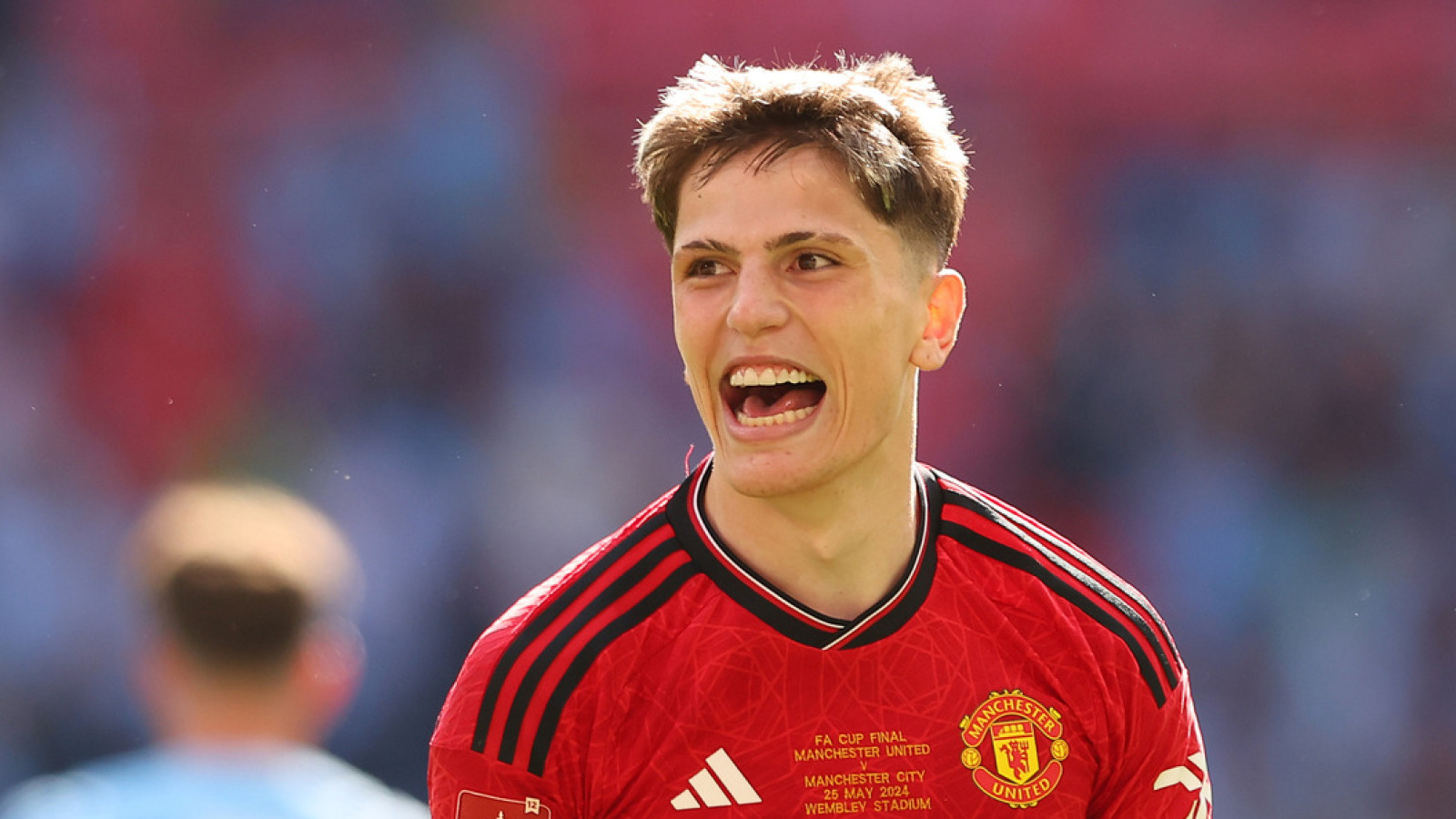 https://www.yardbarker.com/media/4/1/41efcdd2a22d5a58d98501742056716bcc86c255/thumb_16x9/chelsea-closing-on-top-target-winger.jpg?v=1