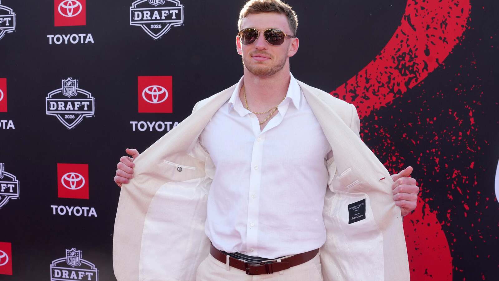 Grading The Pick: Dillon Thieneman becomes a major steal for Chicago and gives the Bears another impact player in the secondary