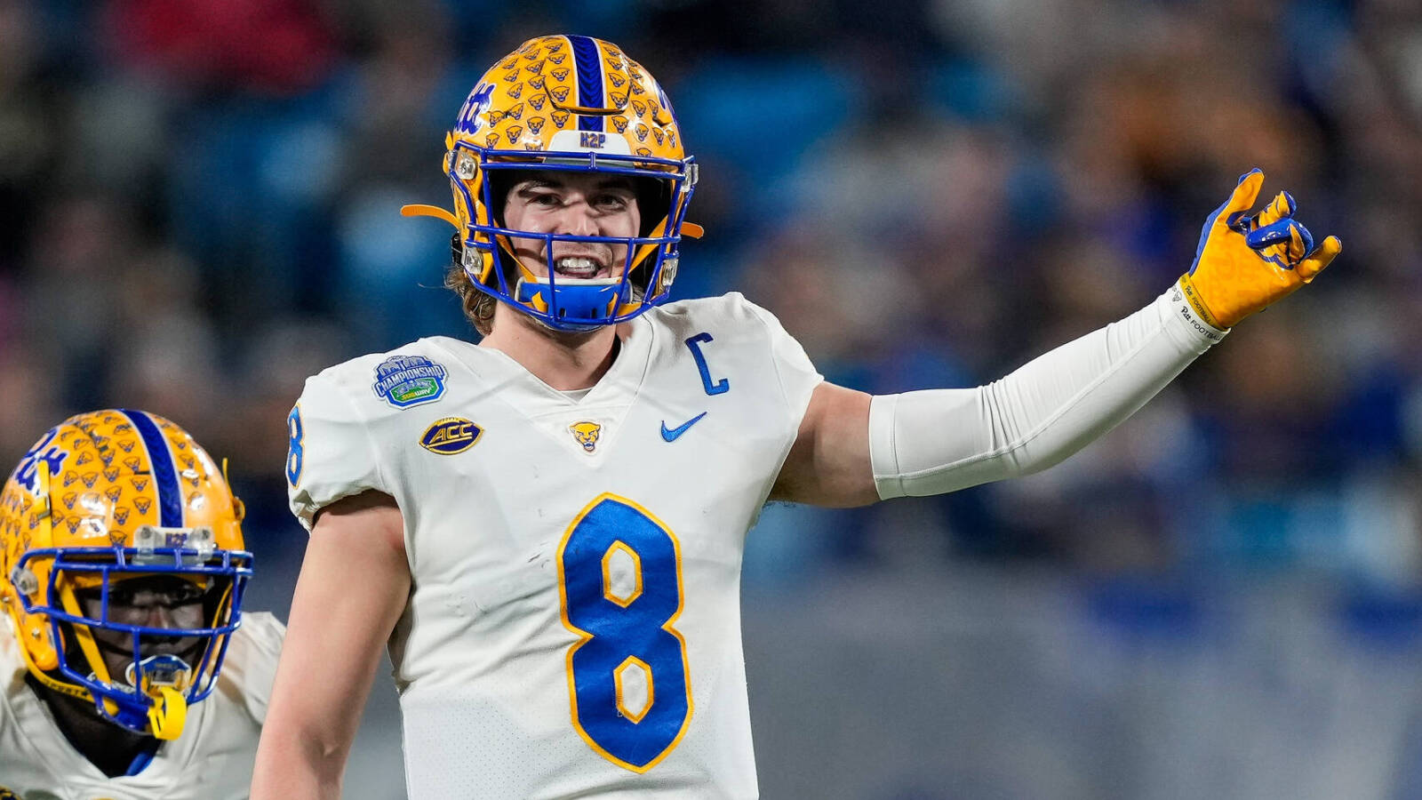 Nameless NFL executives, scouts blast 2022 QB class