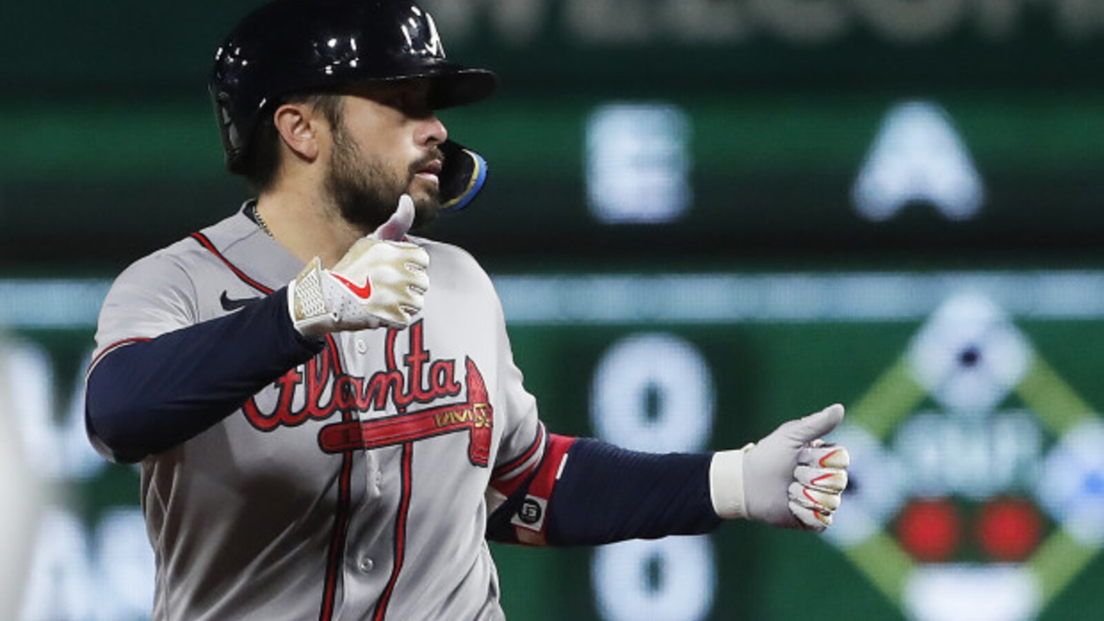 TAKEAWAYS Braves score three in the ninth, snap losing streak Yardbarker