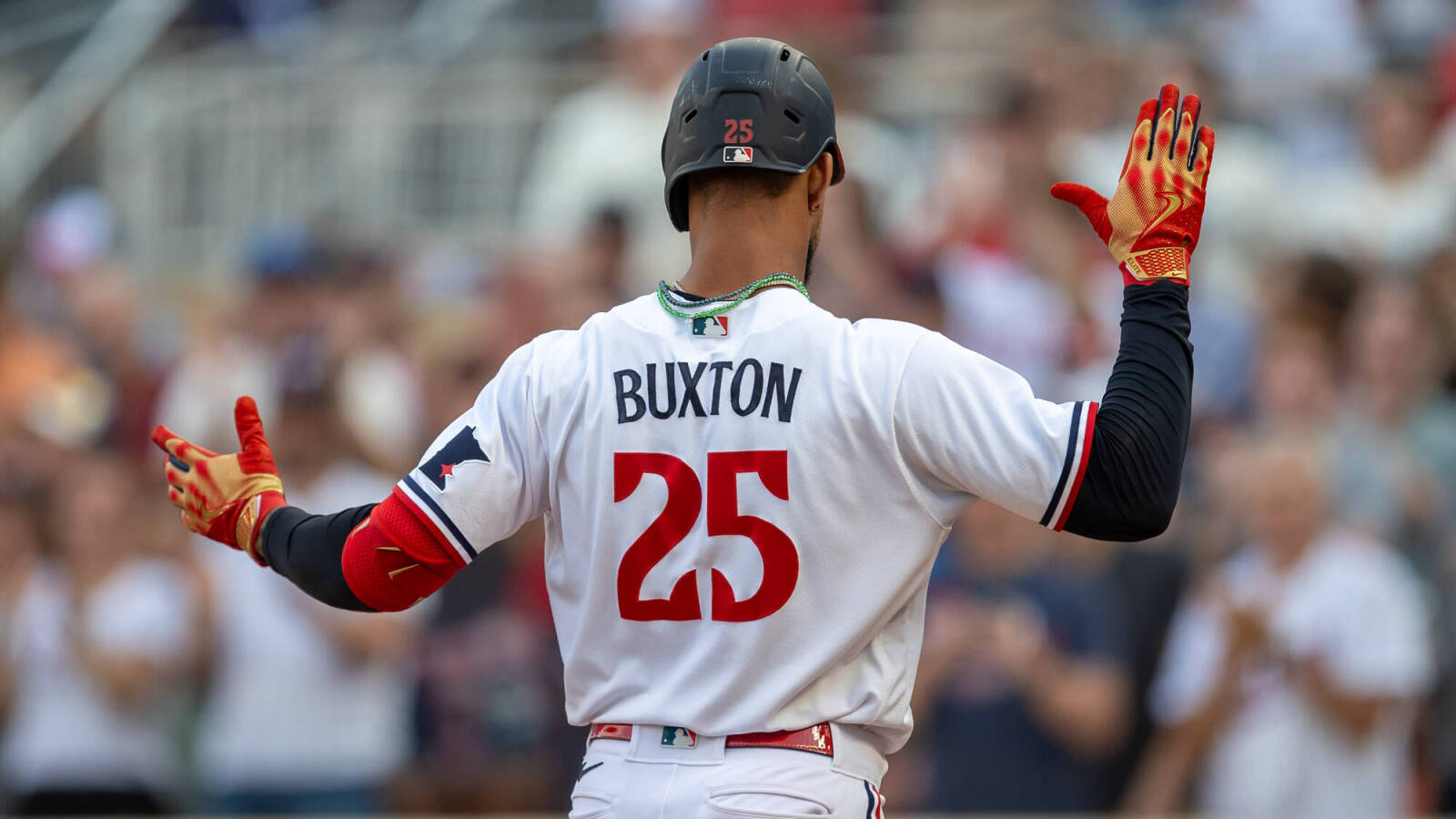 Twins make huge roster move in ALDS Yardbarker