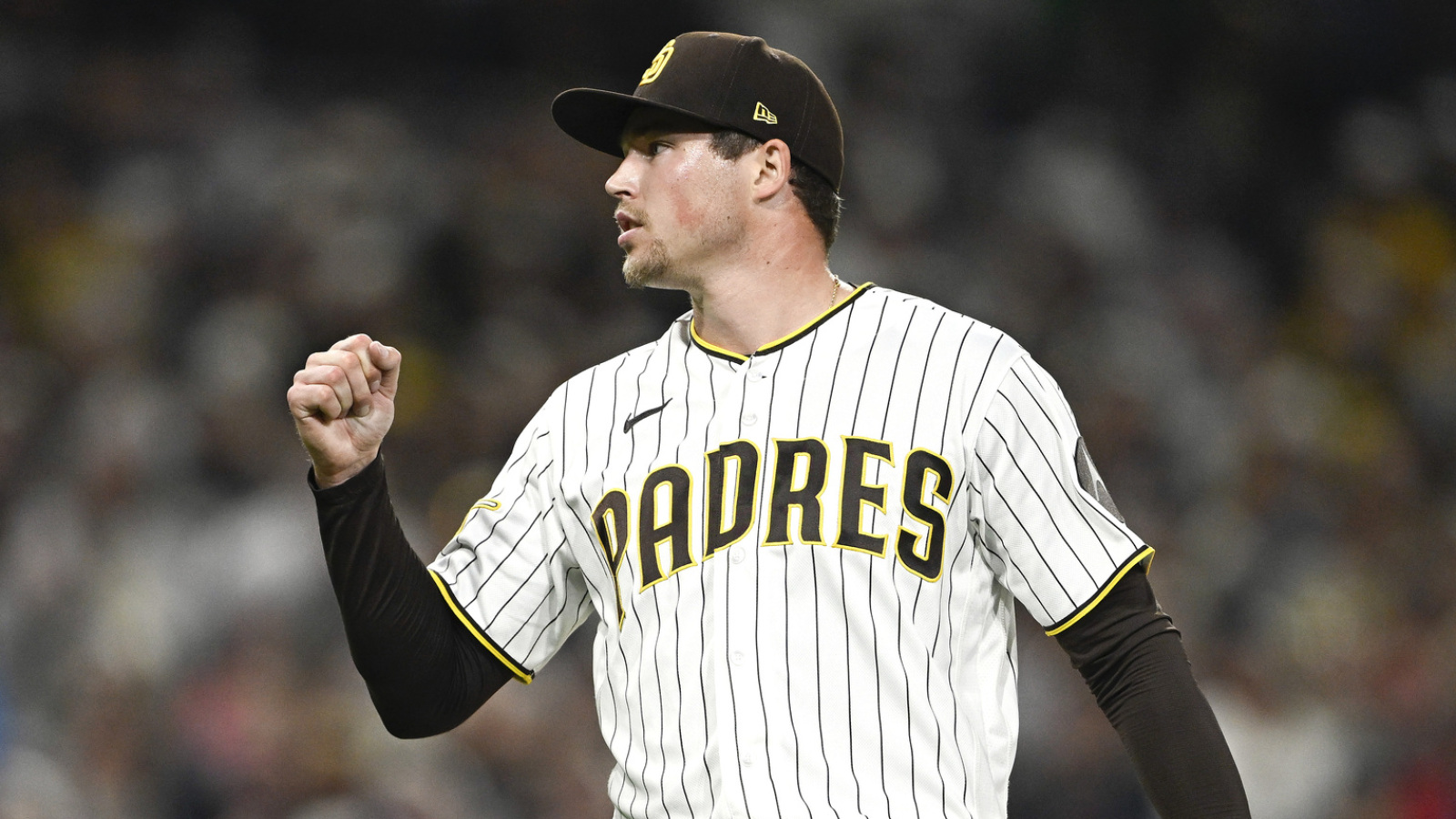 https://www.yardbarker.com/media/4/3/43e20f8353566c3ef81acf56d5b81d23991a7293/thumb_16x9/padres-stuck-between-rock-hard-place-before-trade.jpg?v=1
