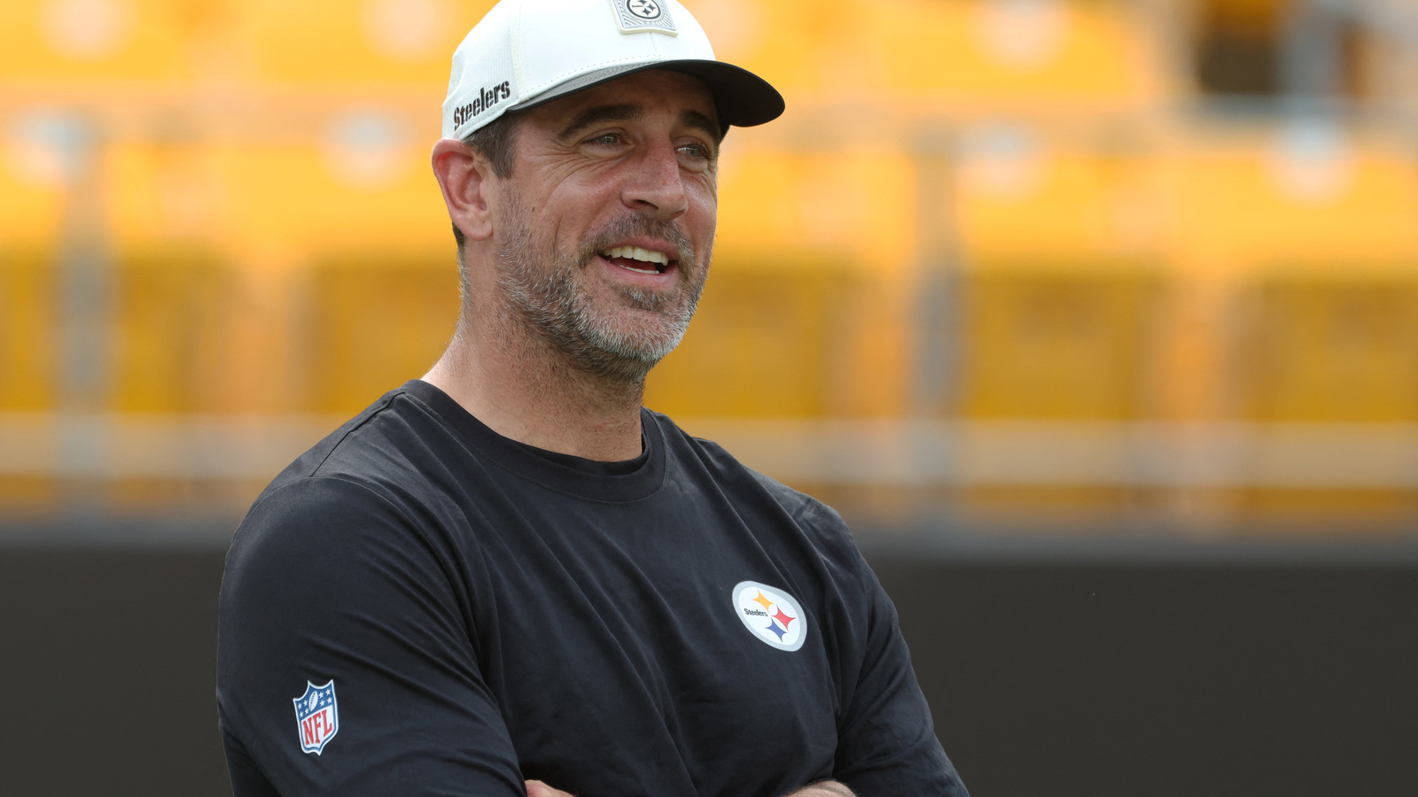 Pundit Notices Troubling Factor In Aaron Rodgers' Relationship With New Steelers Head Coach Mike McCarthy