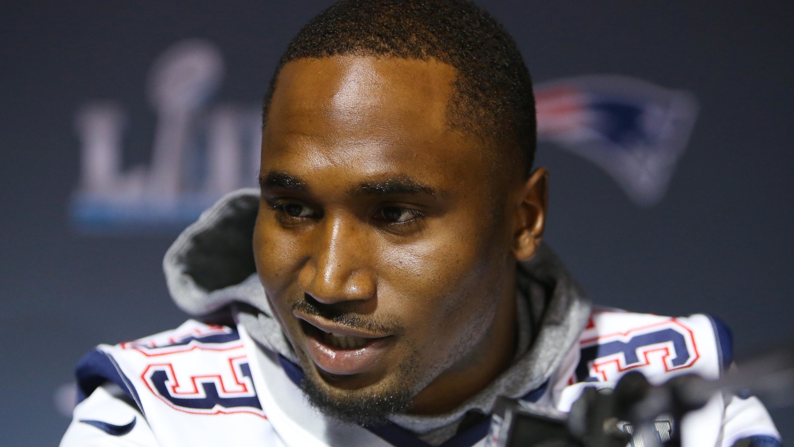 49ers expected to pursue Patriots running back