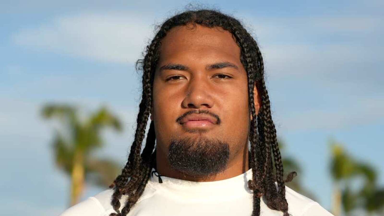 Position Battle Brewing on USC Trojans Offensive Line 