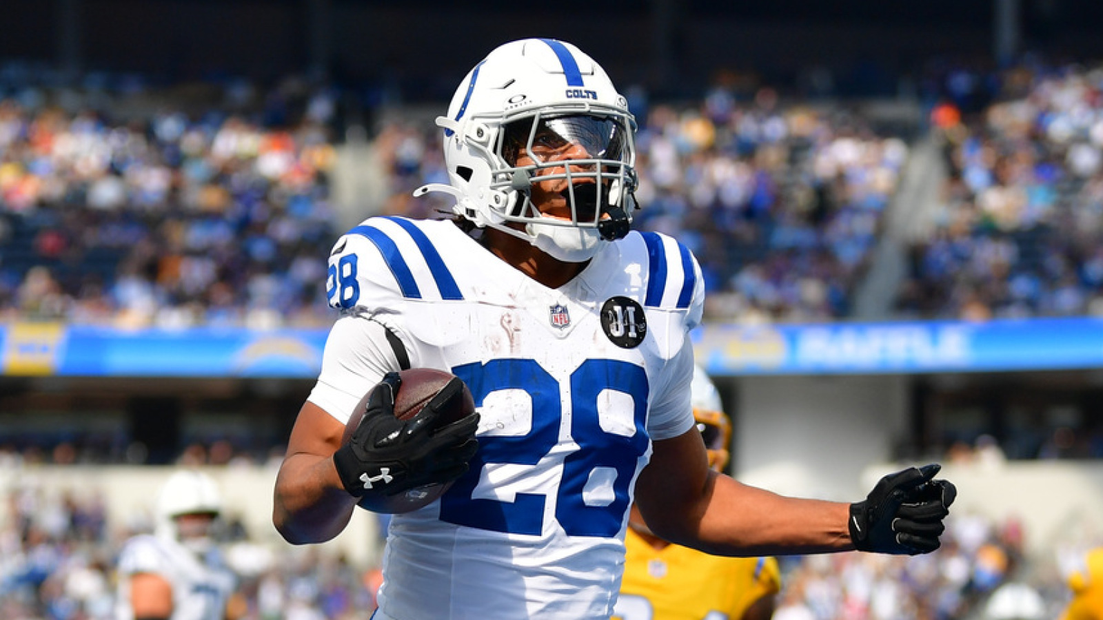 https://www.yardbarker.com/media/4/5/450283b8e7d945ebda7f7fd41537b7906cd80d7f/thumb_16x9/three-rushing-touchdown-nfl-games-quiz.jpg?v=1