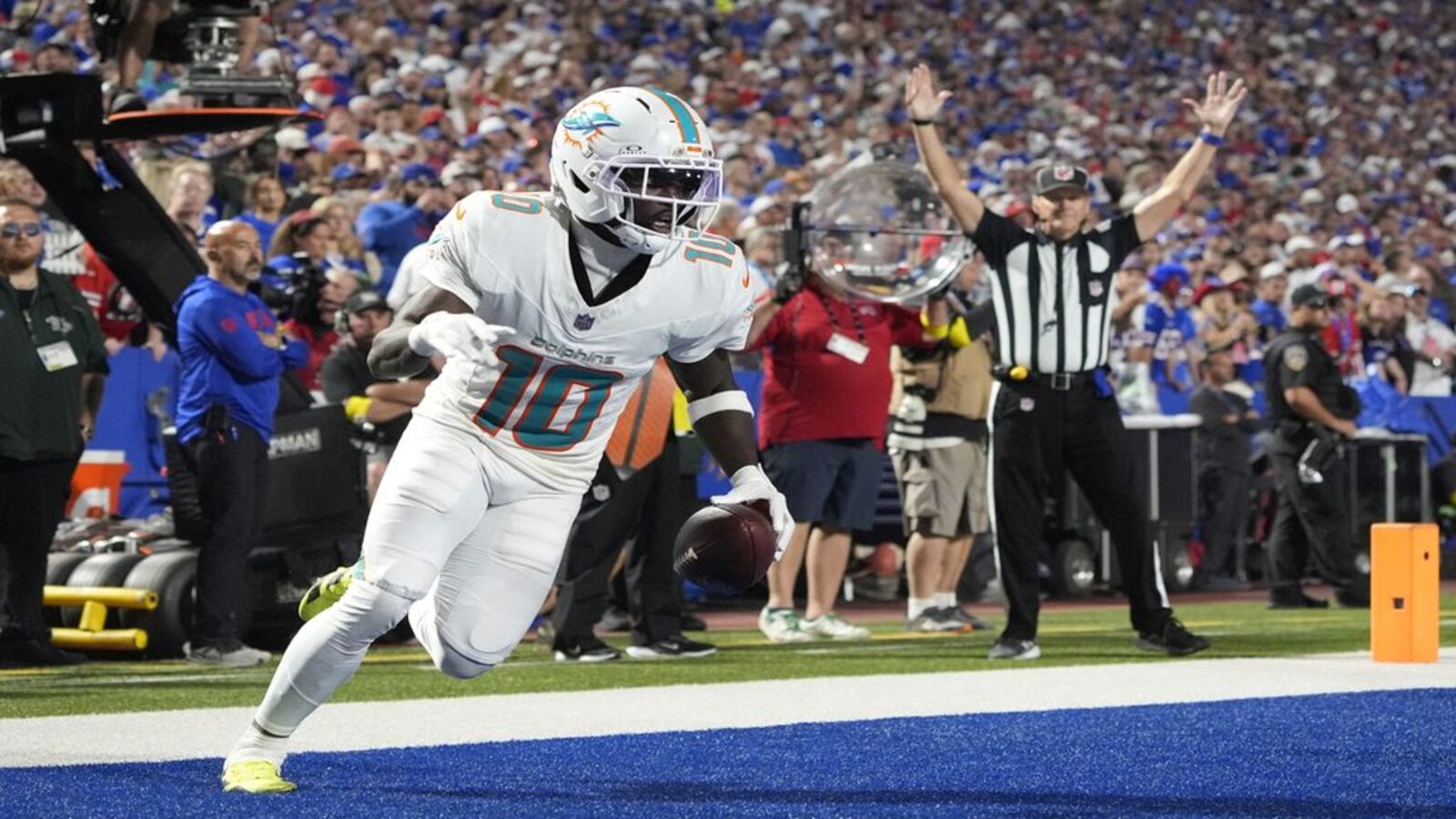 Kansas City Chiefs Consider Tyreek Hill Reunion After Injury to Tyquan Thornton