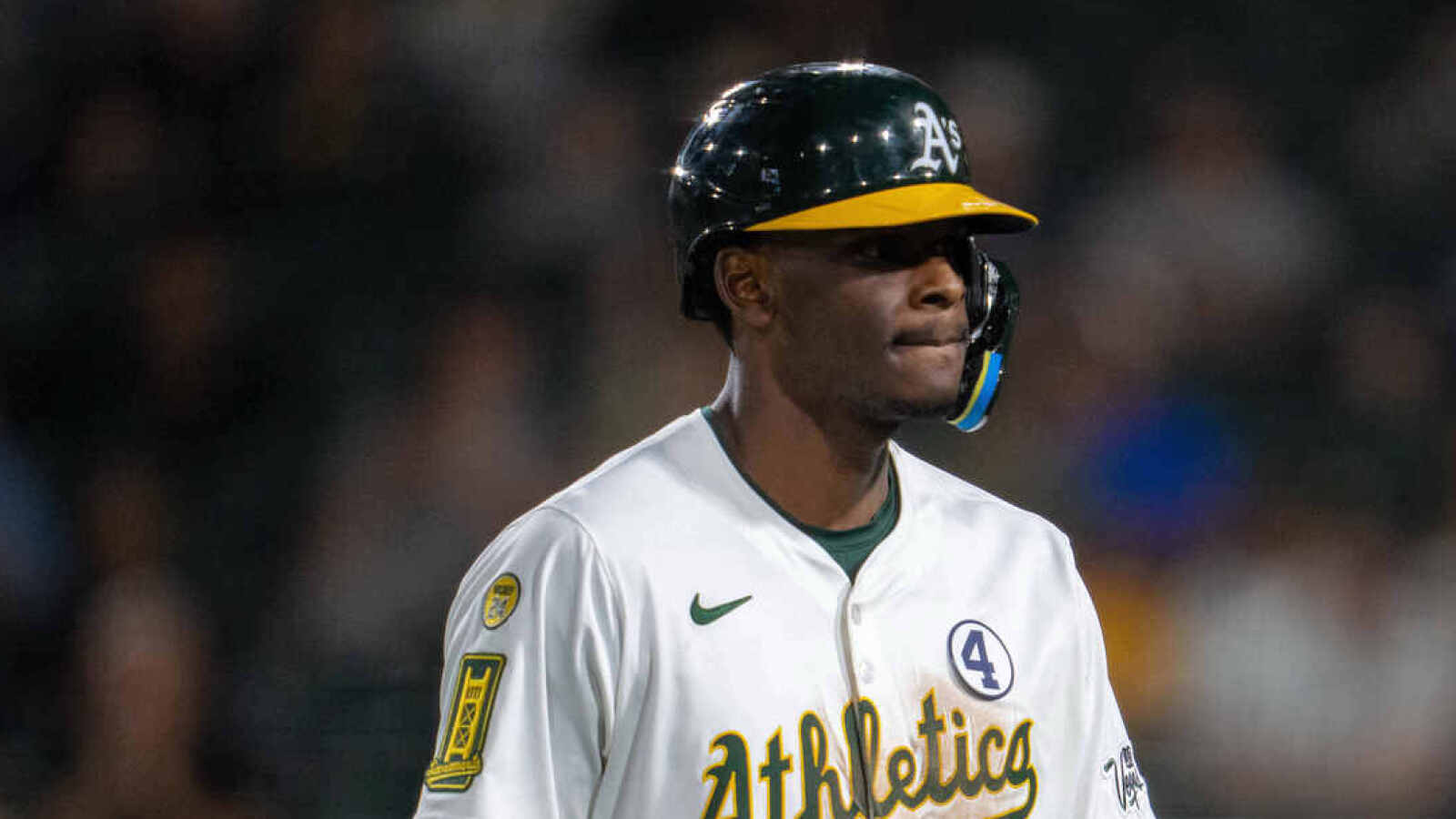 https://www.yardbarker.com/media/4/6/461ba853ed7b85d979a018a4fb0f2bf207d2f74f/thumb_16x9/watch-as-denzel-clarke-robs-hr-latest-jaw.jpg?v=1