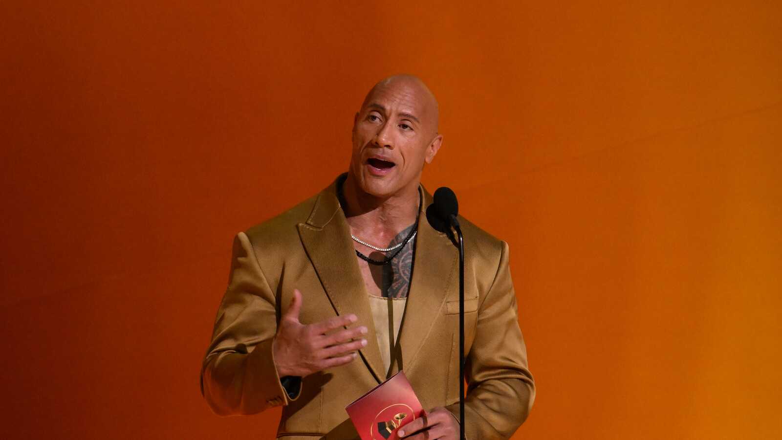 5 Best Promo Wrestlers in WWE History