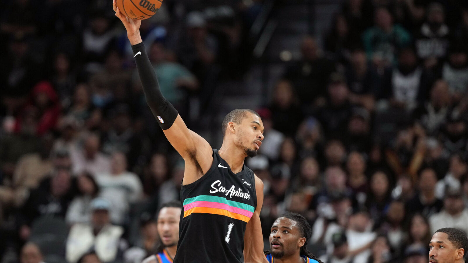 https://www.yardbarker.com/media/4/6/46209d05fe46d1bc2007df012c4f08fef965c707/thumb_16x9/spurs-thunder-wcf-preview-five-factors-help.jpg?v=1