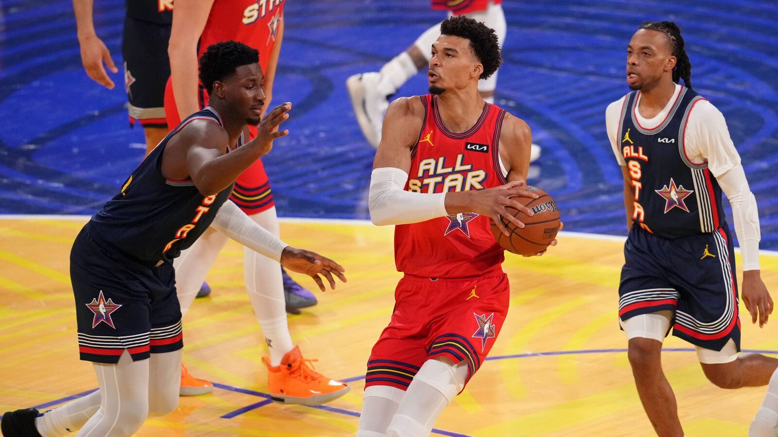Los Angeles Lakers Legend Begs the NBA's Commissioner to Replace the All-Star Game