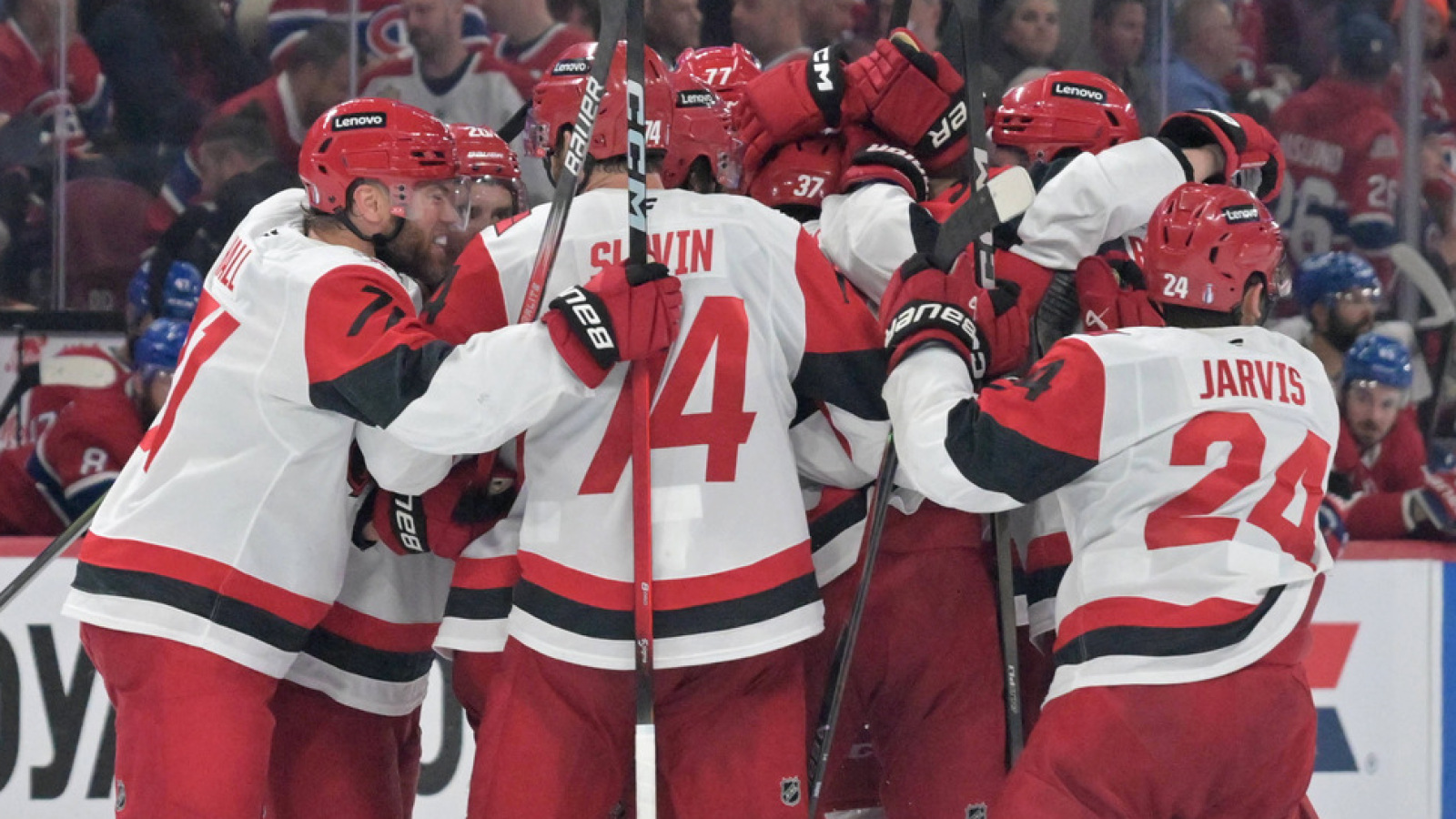 https://www.yardbarker.com/media/4/6/46bbd96d353f007ecb8a4e18b360e3ebd59890d0/thumb_16x9/hurricanes-remain-perfect-ot-game-3-win-over.jpg?v=1