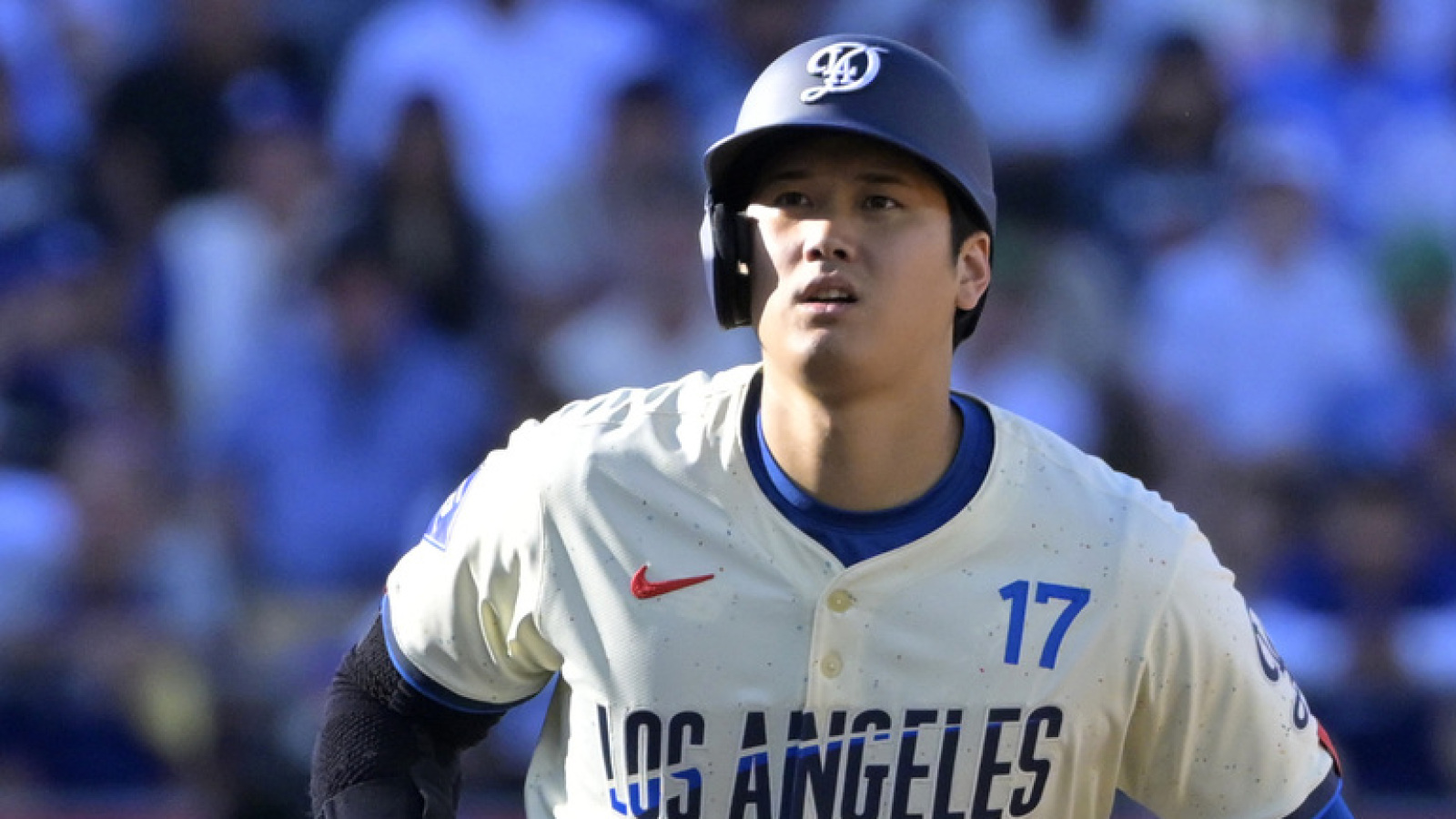 Watch: Ohtani’s 30th home run nearly left Dodger Stadium