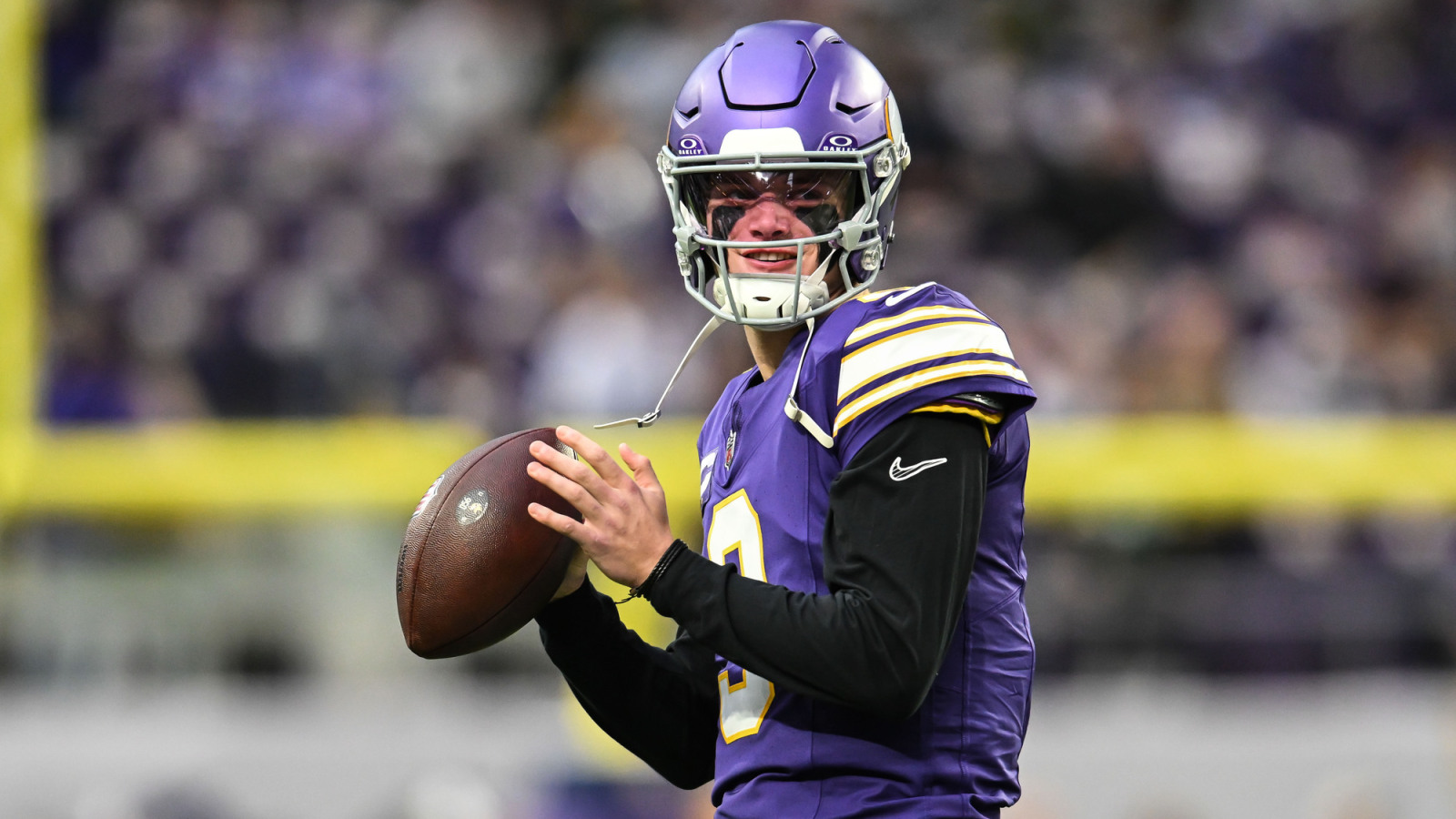 https://www.yardbarker.com/media/4/7/4794a338f183acd5c420b6eb5092b7f54b6a488c/thumb_16x9/jan-4-2026-minneapolis-minnesota-usa-minnesota.jpg?v=1